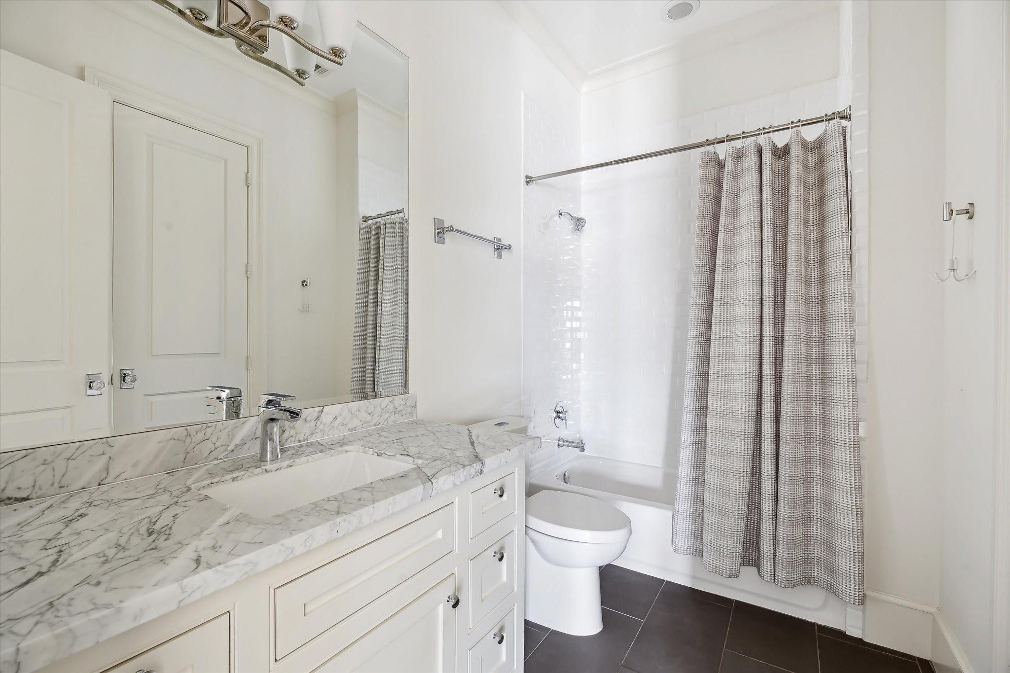 415 W 23rd Street