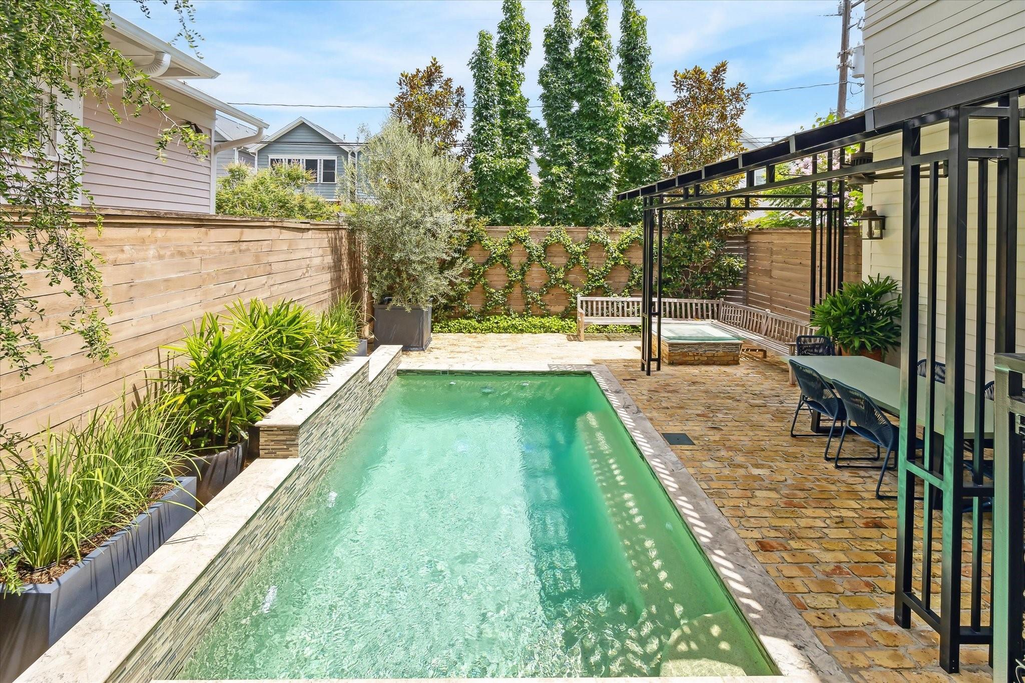 415 W 23rd Street