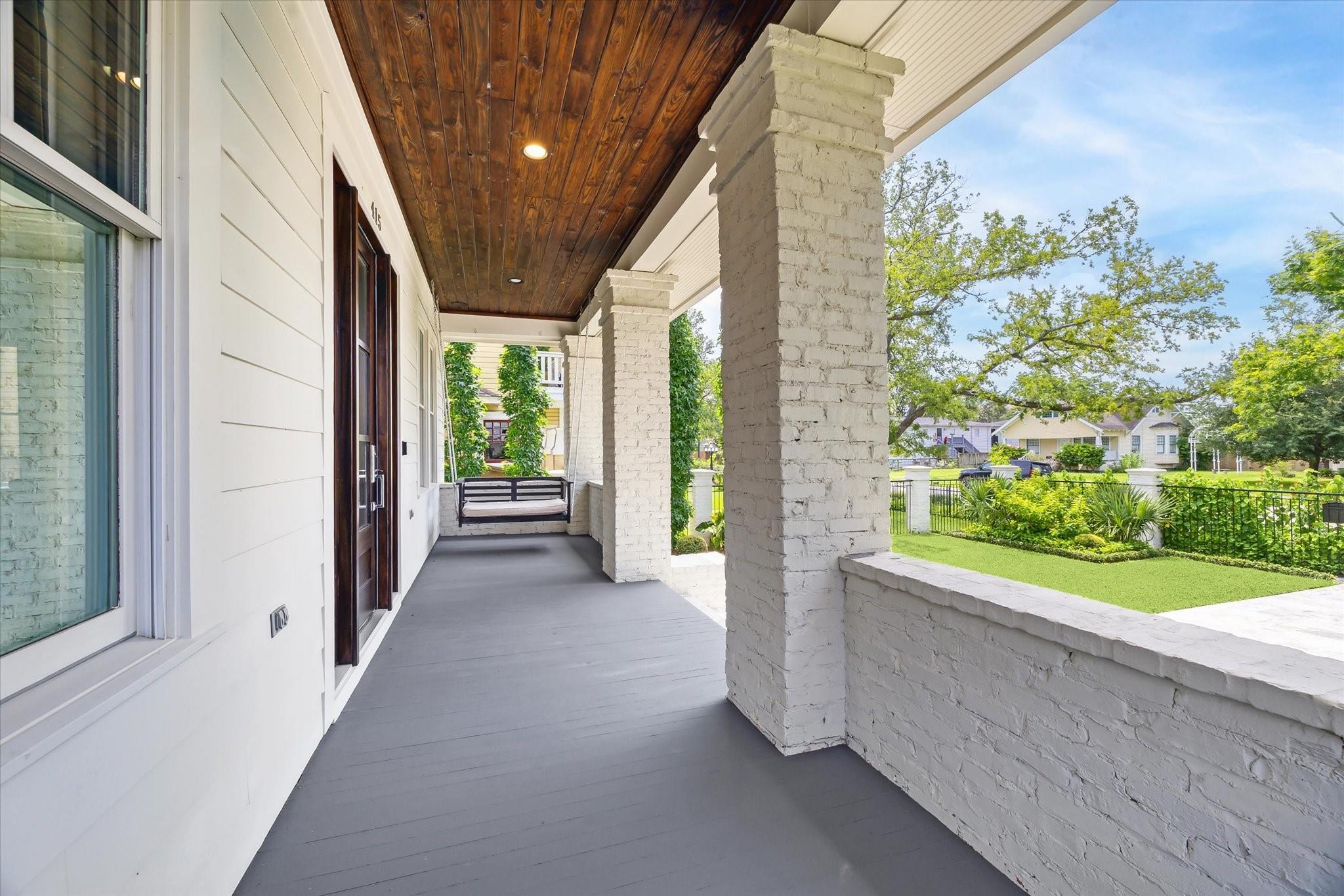 415 W 23rd Street