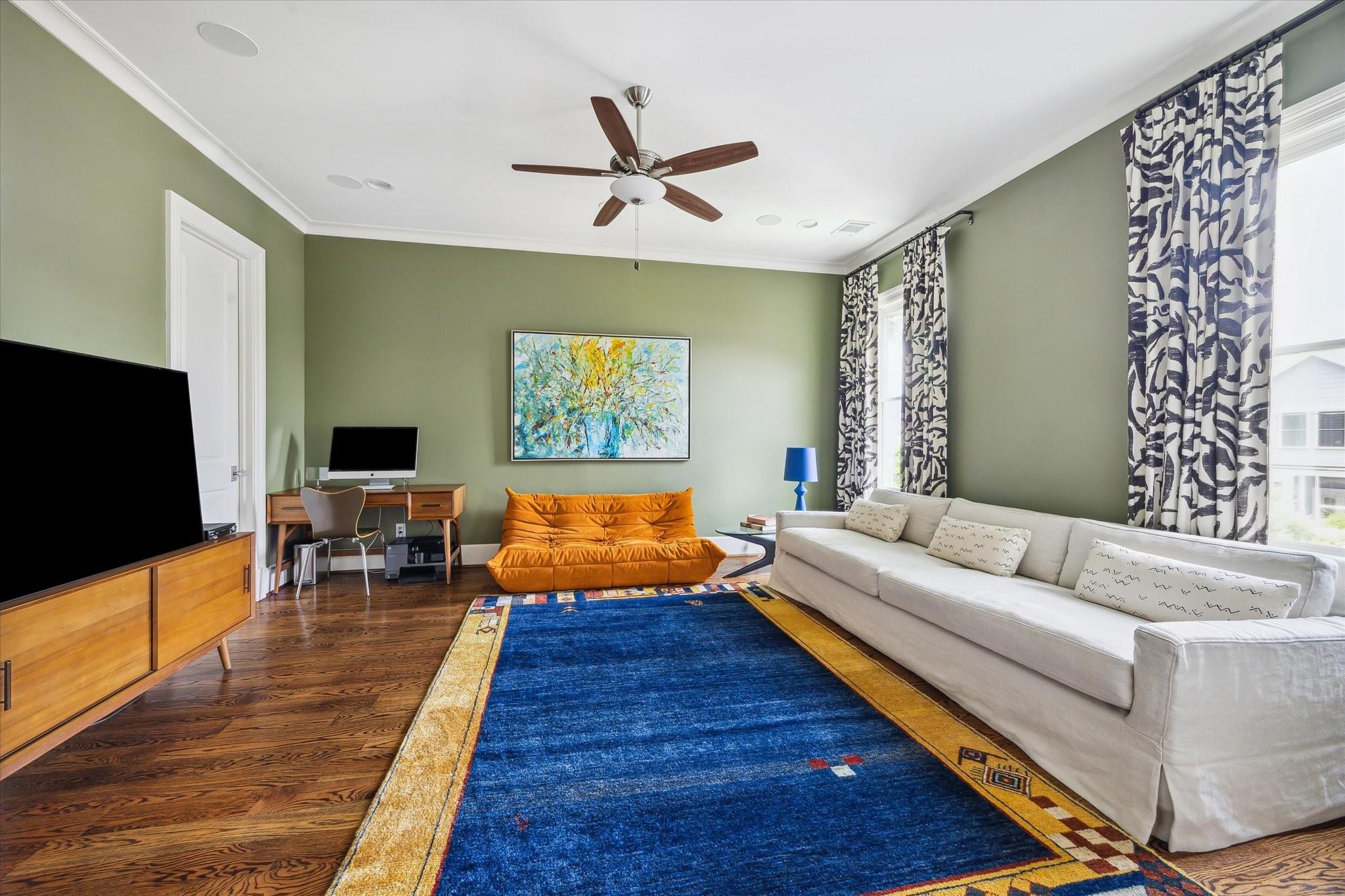 415 W 23rd Street
