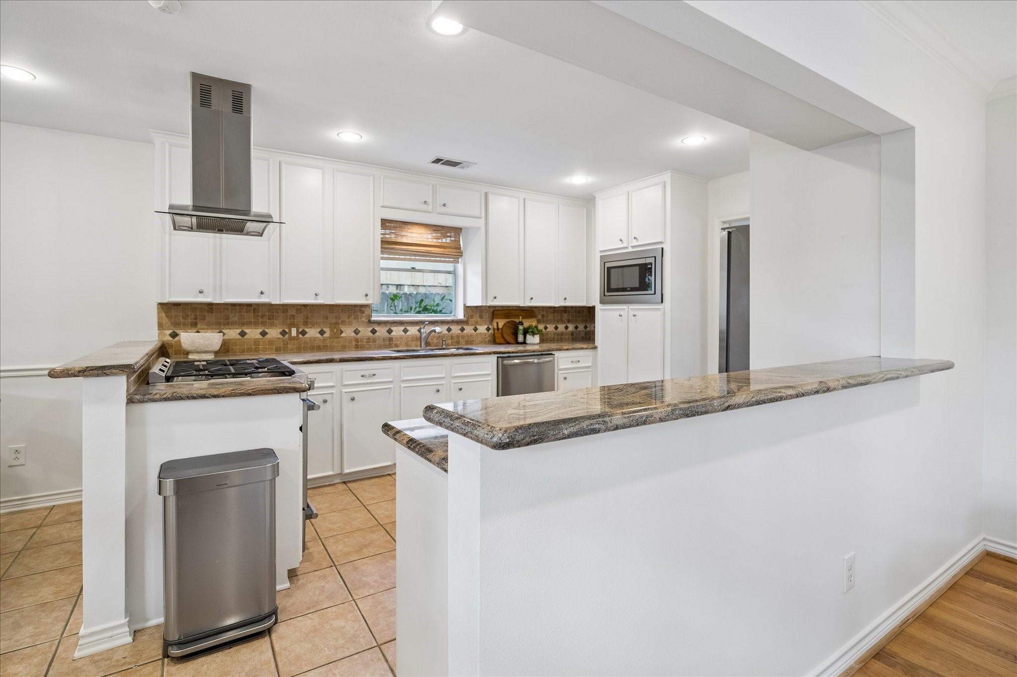 7623 Meadowvale Drive