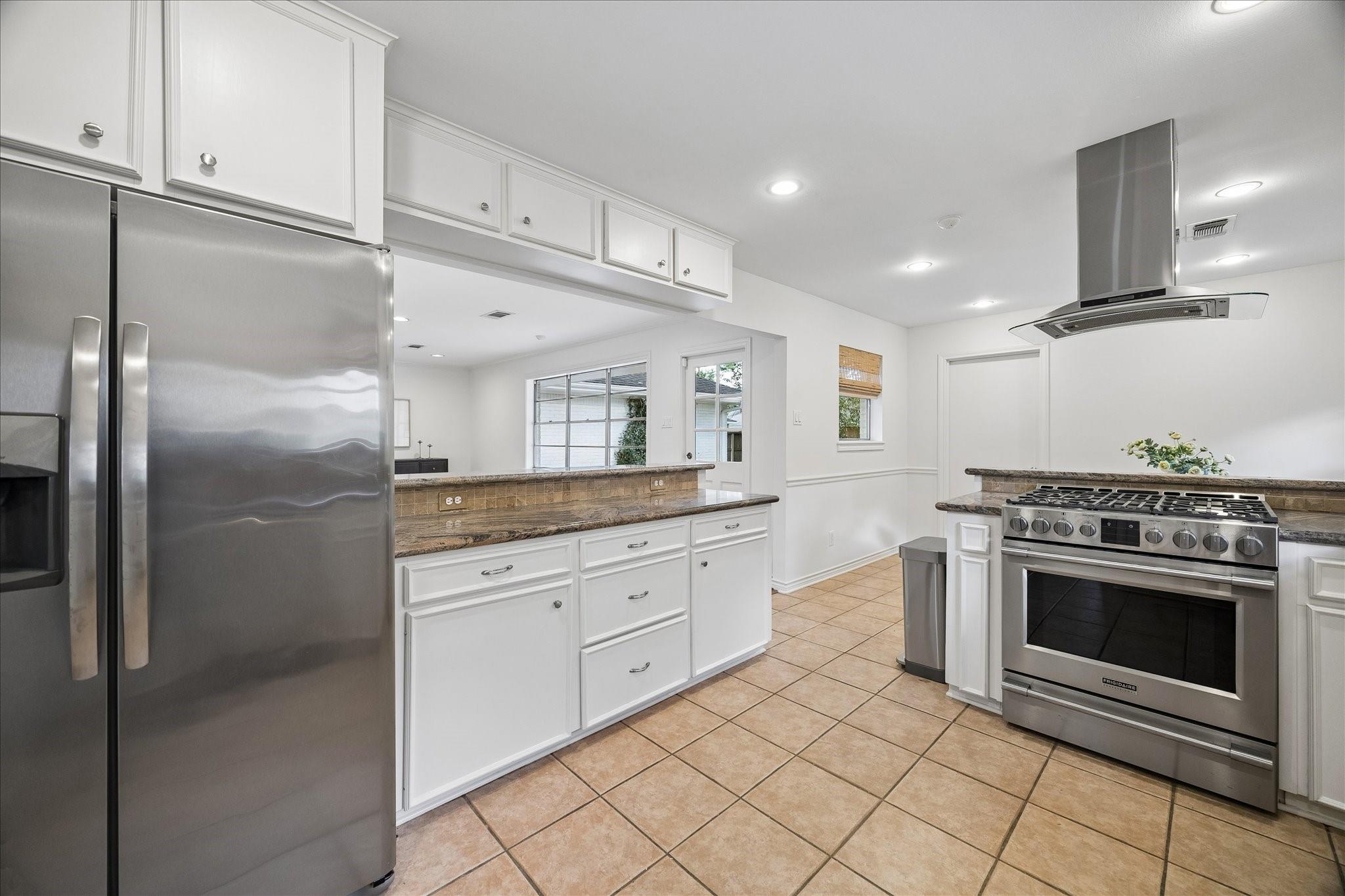 7623 Meadowvale Drive