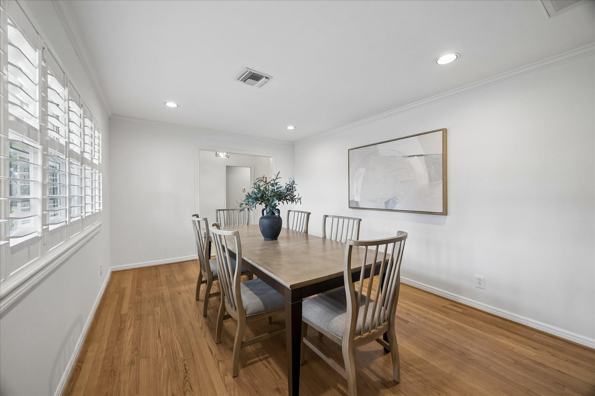 7623 Meadowvale Drive