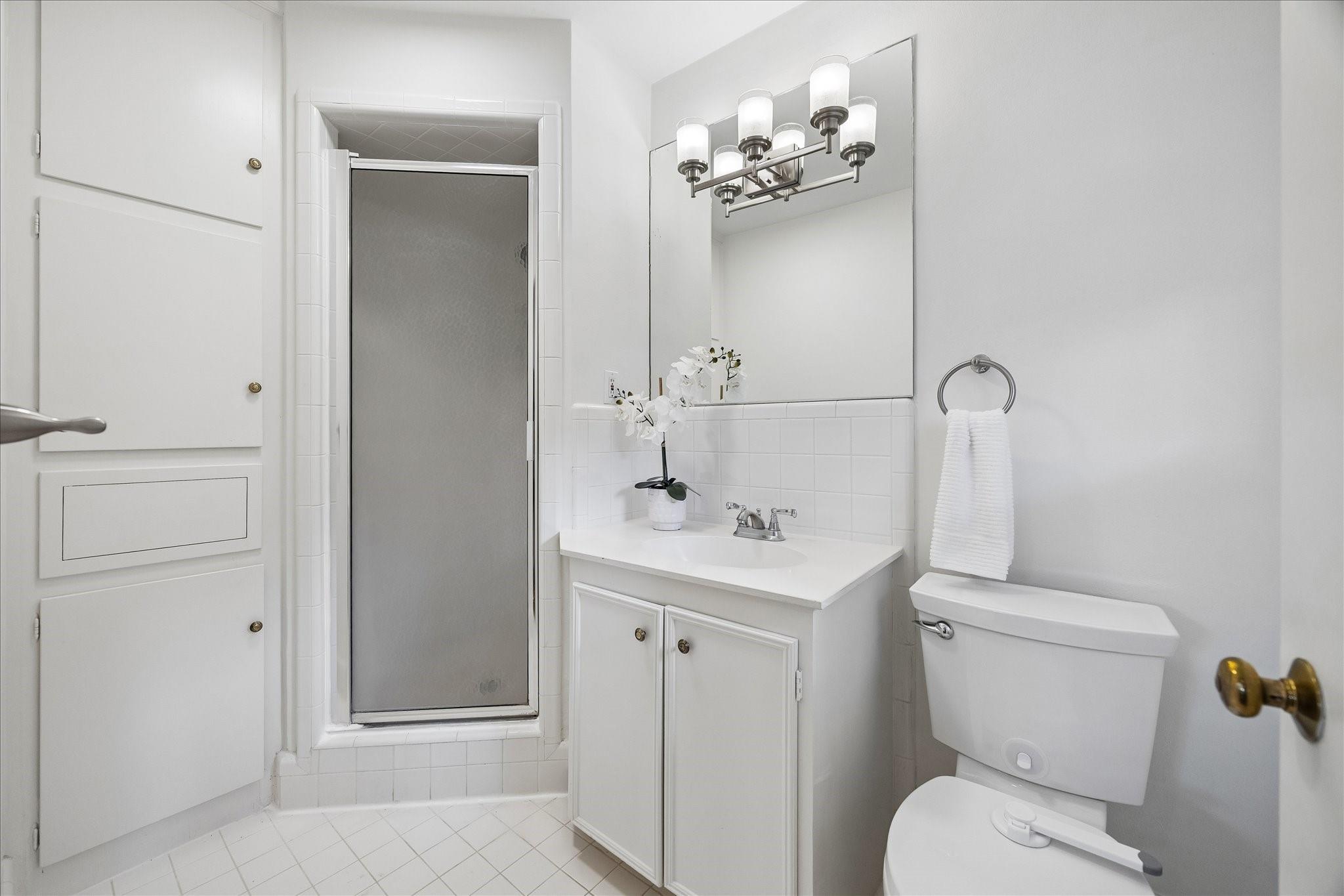 7623 Meadowvale Drive