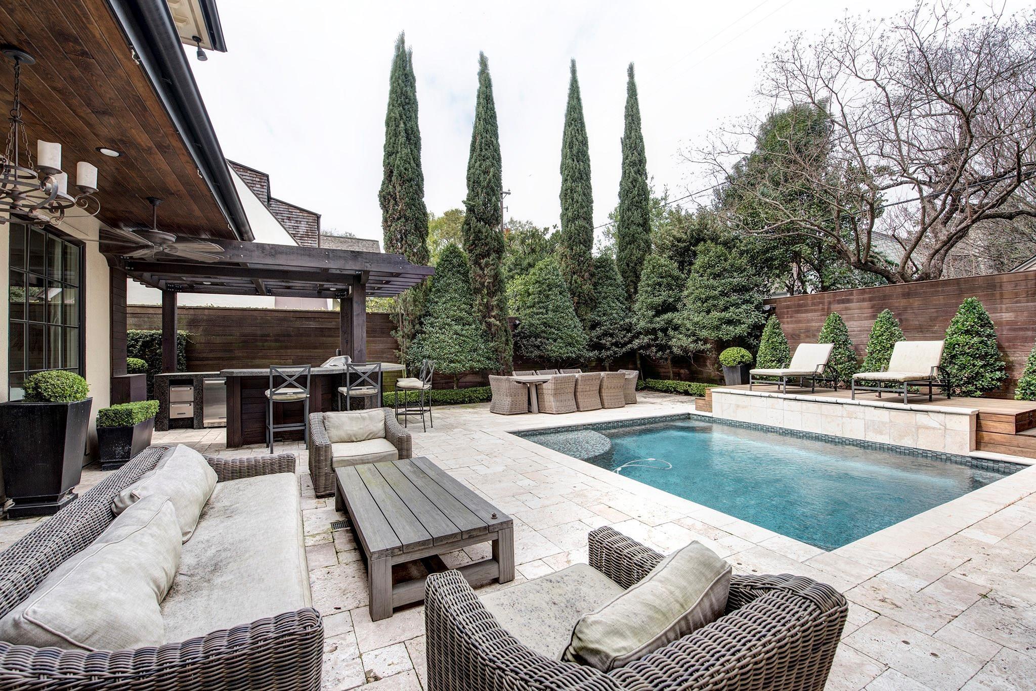 3440 Locke Lane