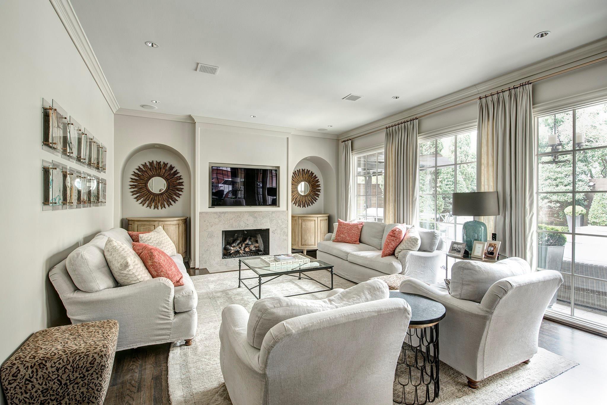 3440 Locke Lane