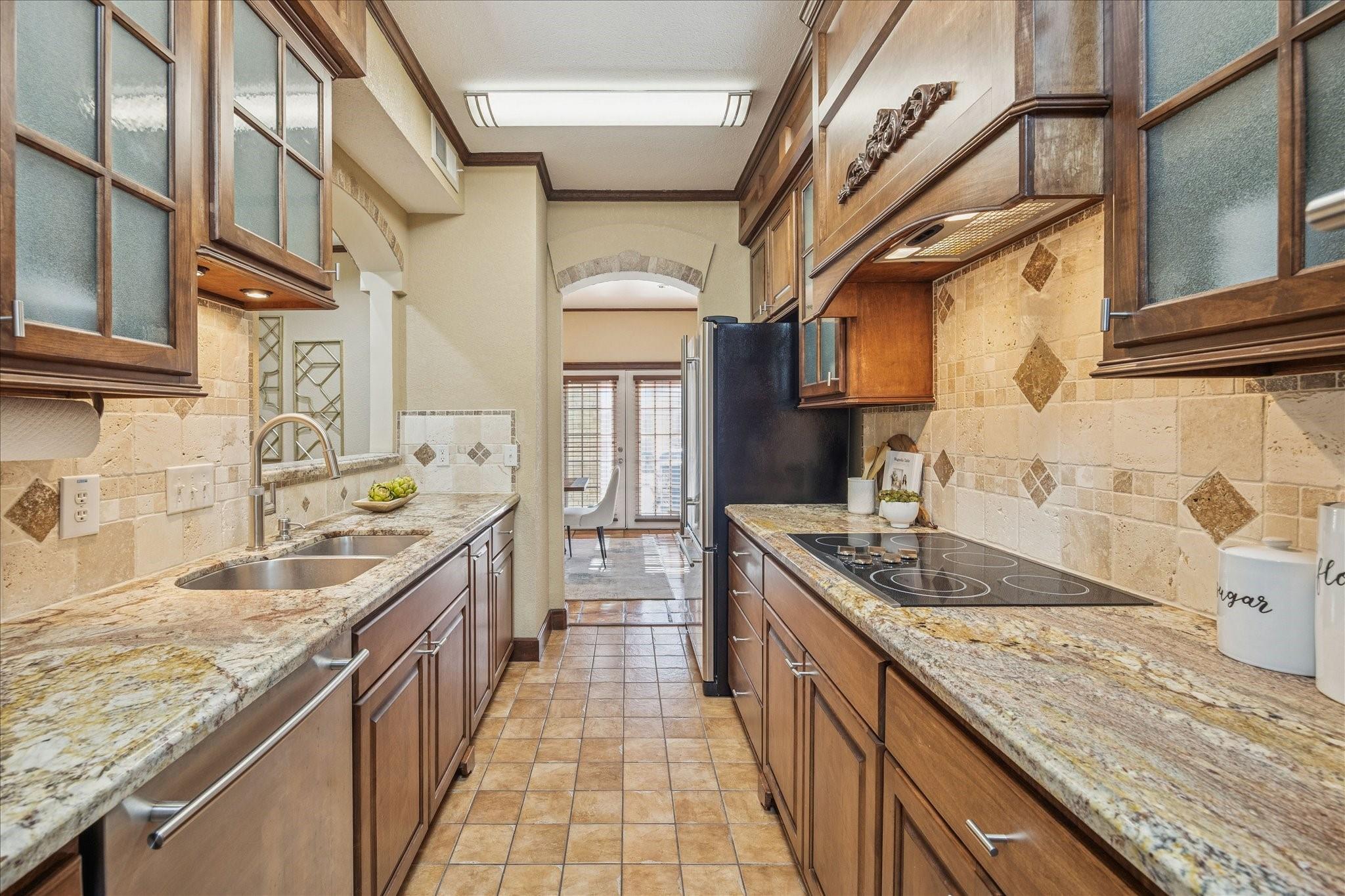 516 S Post Oak Lane # 18