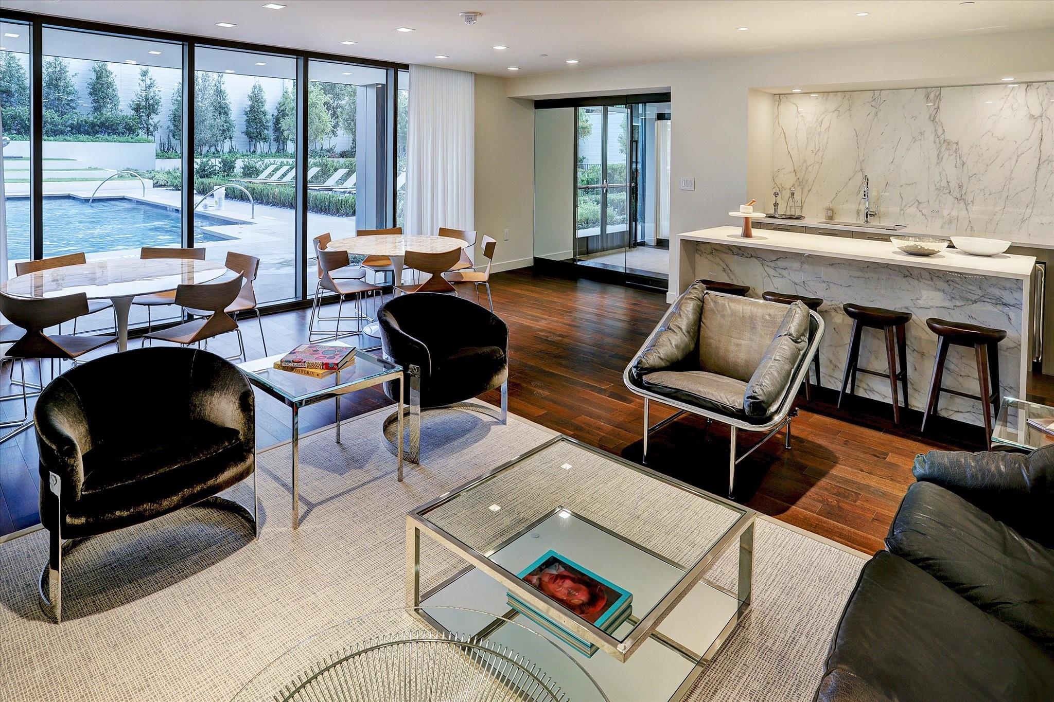 3433 Westheimer Road # 804