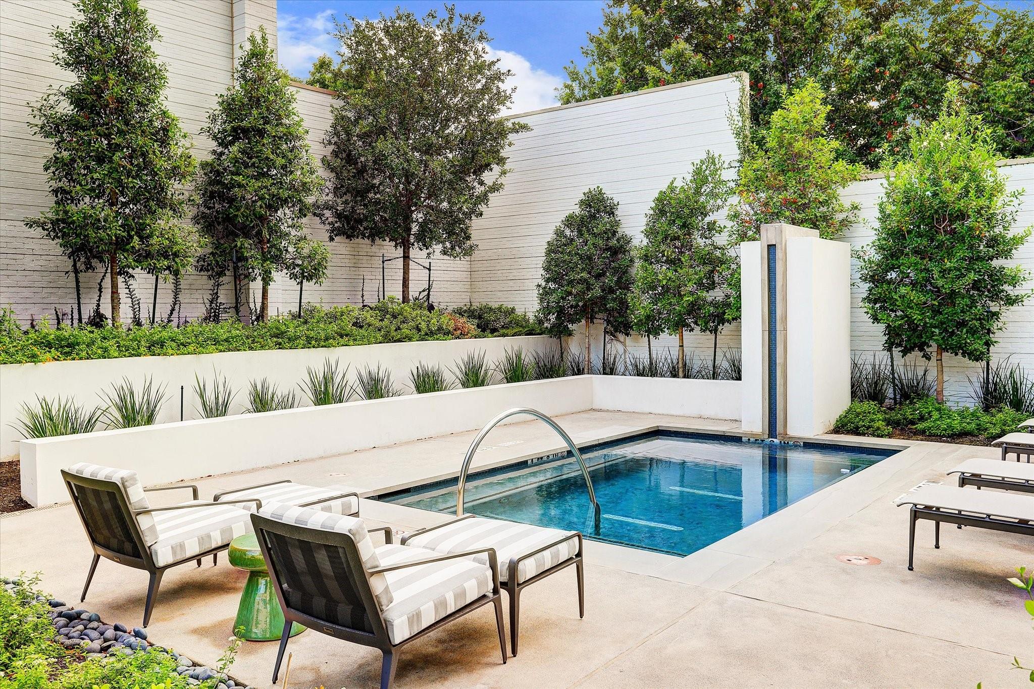 3433 Westheimer Road # 804