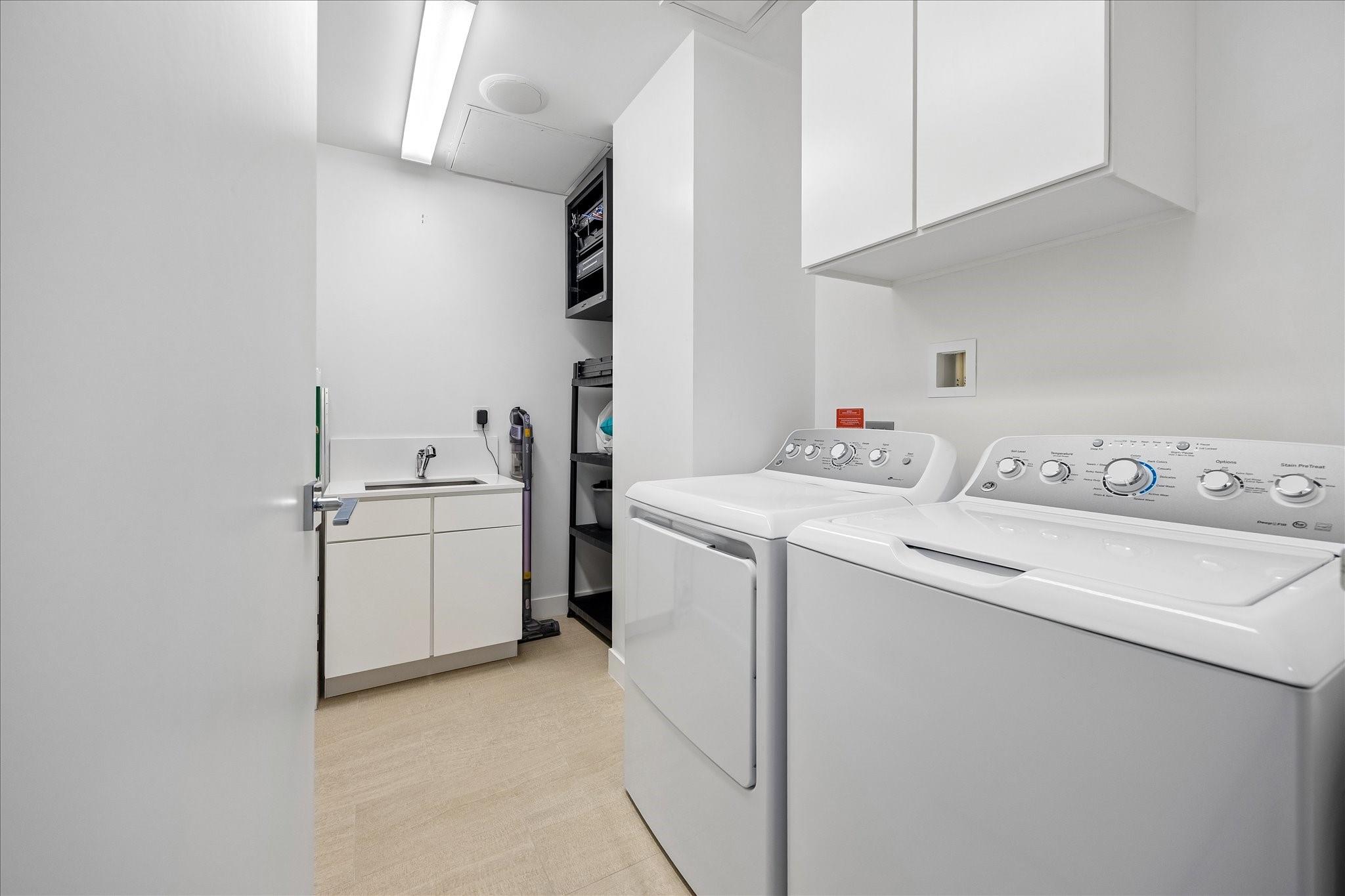 3433 Westheimer Road # 804