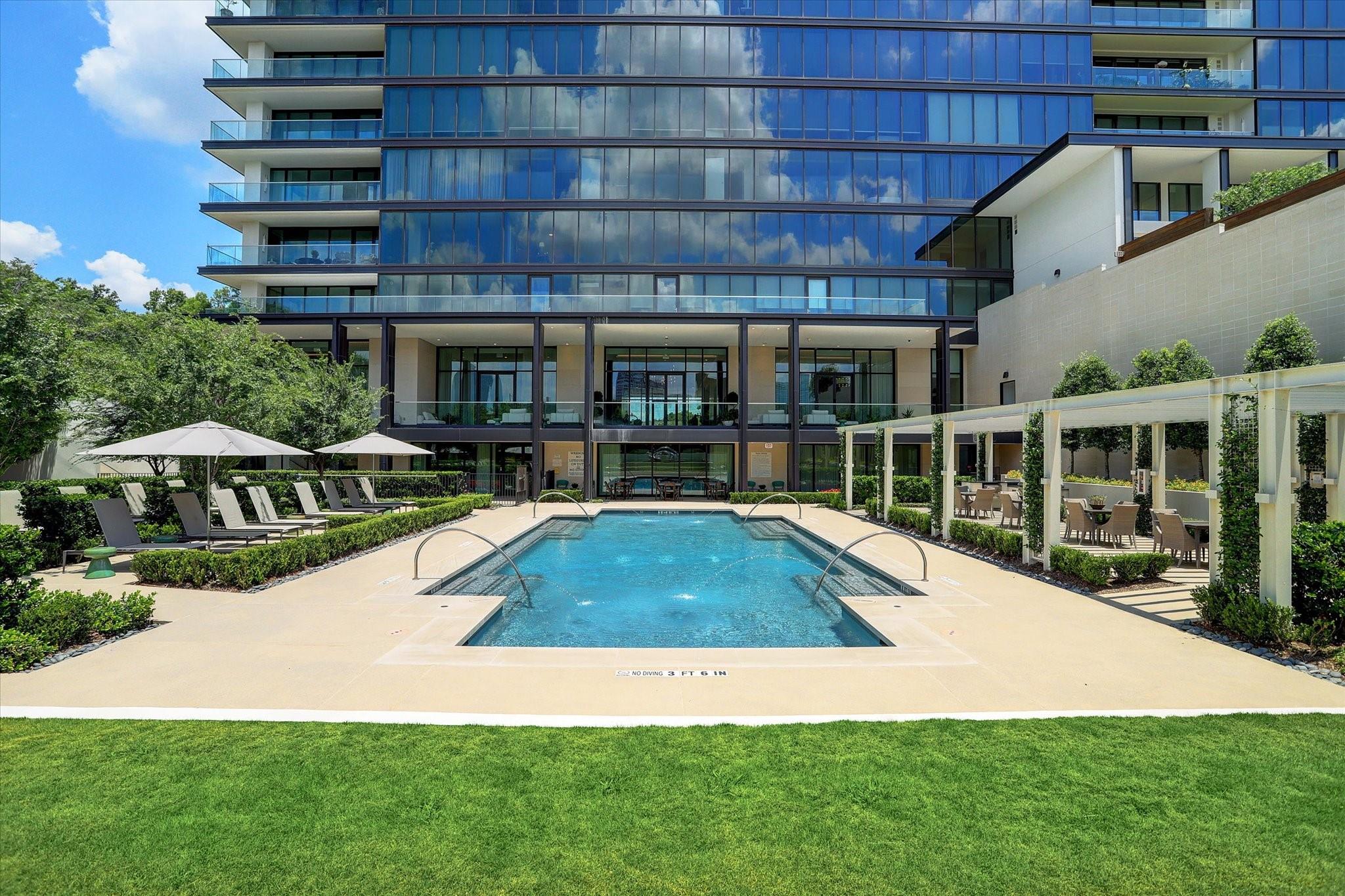 3433 Westheimer Road # 804