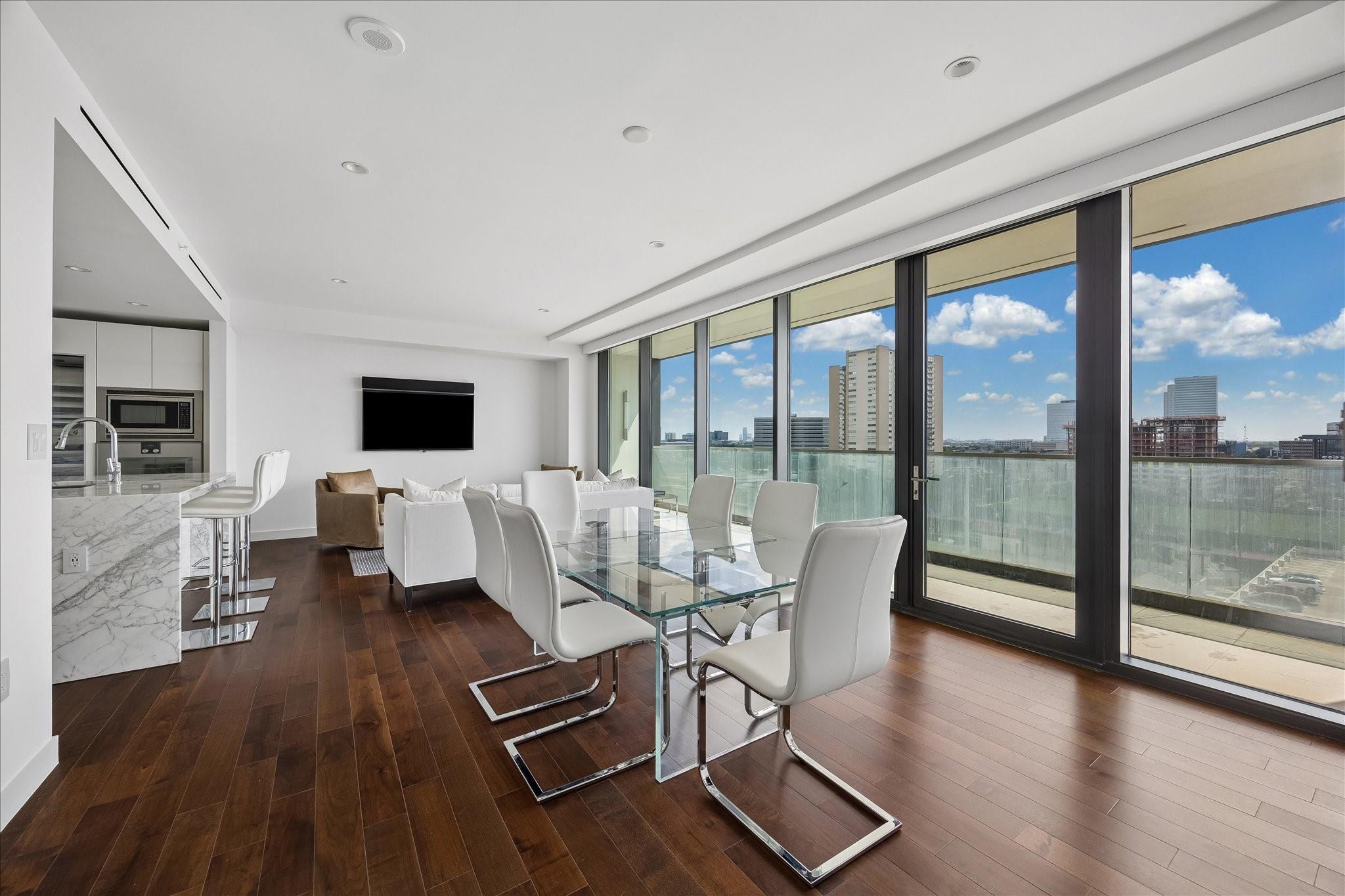 3433 Westheimer Road # 804