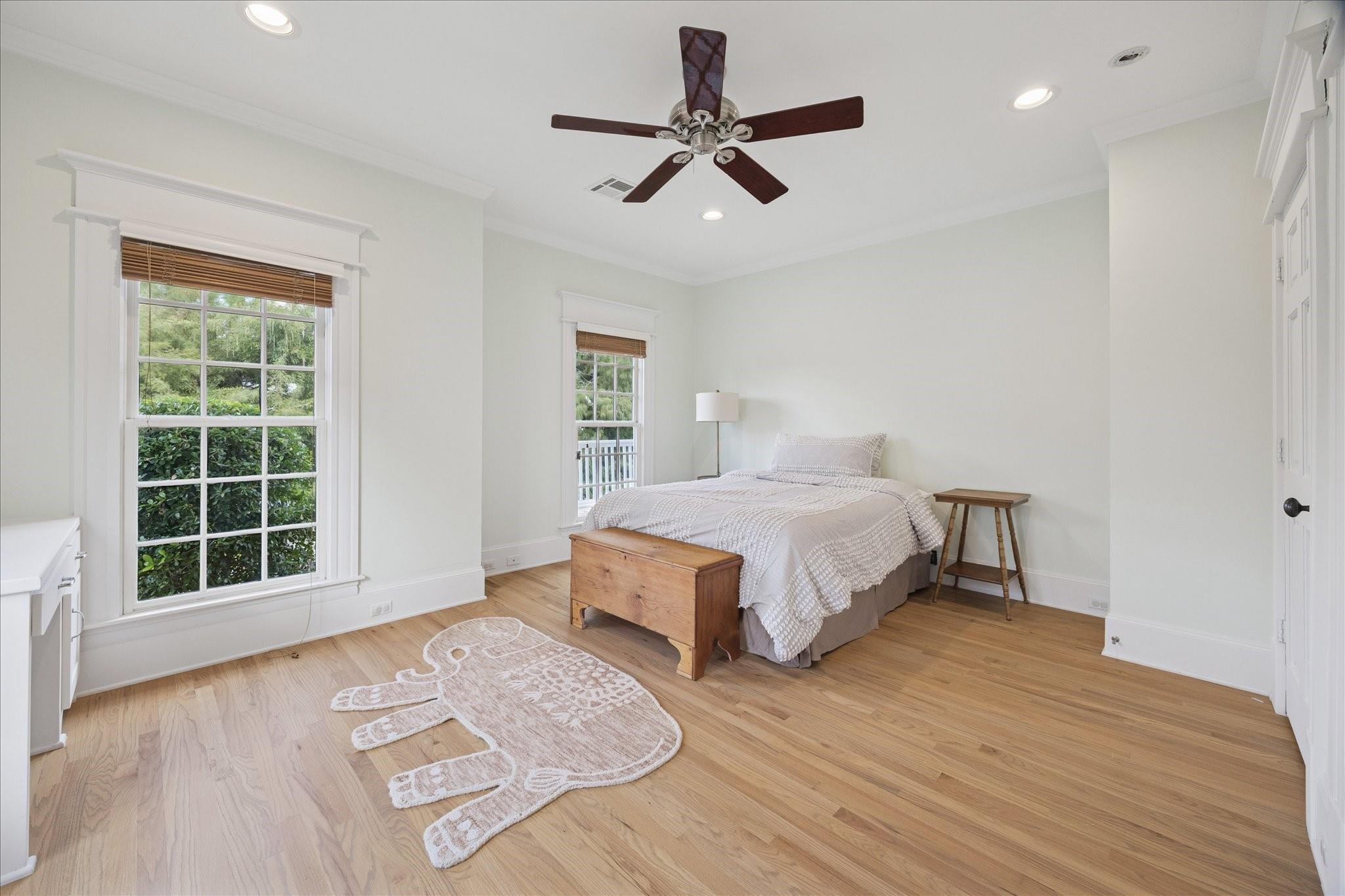 626 E 8th Street, Houston