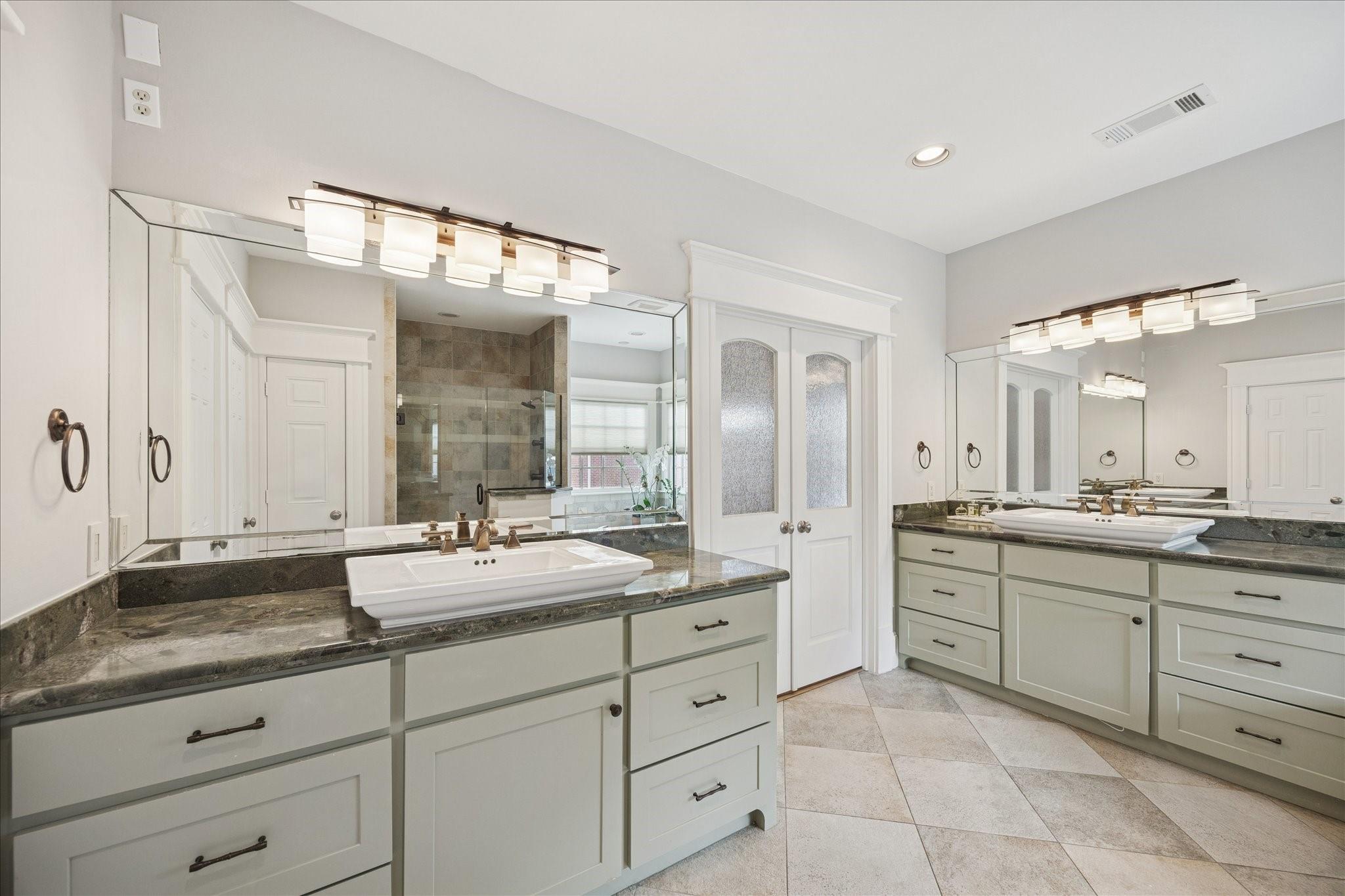 626 E 8th Street, Houston