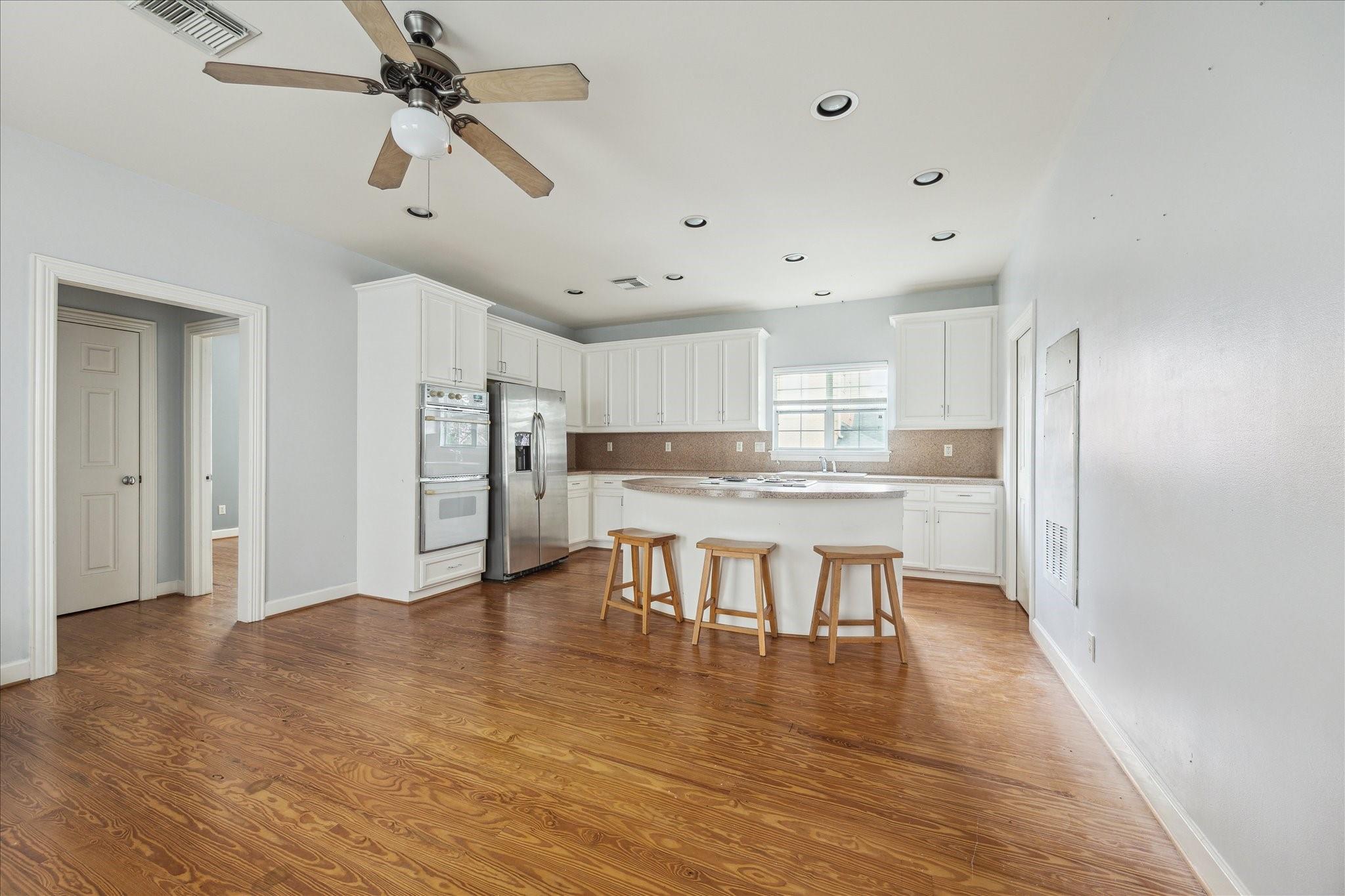 626 E 8th Street, Houston