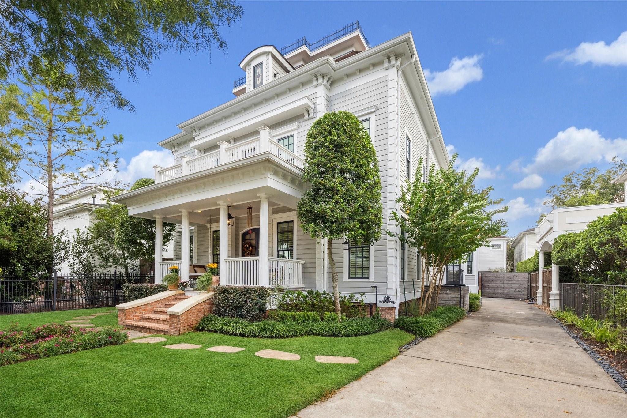 626 E 8th Street, Houston