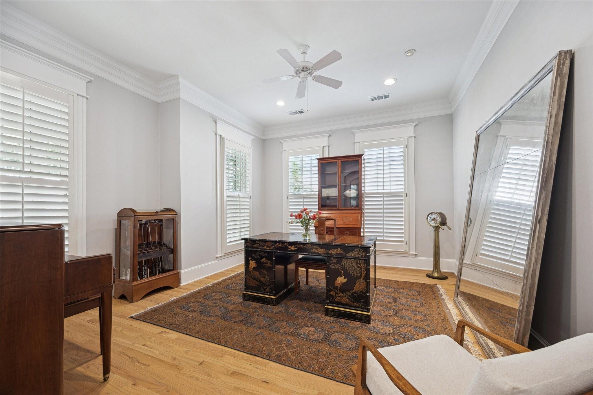 626 E 8th Street, Houston
