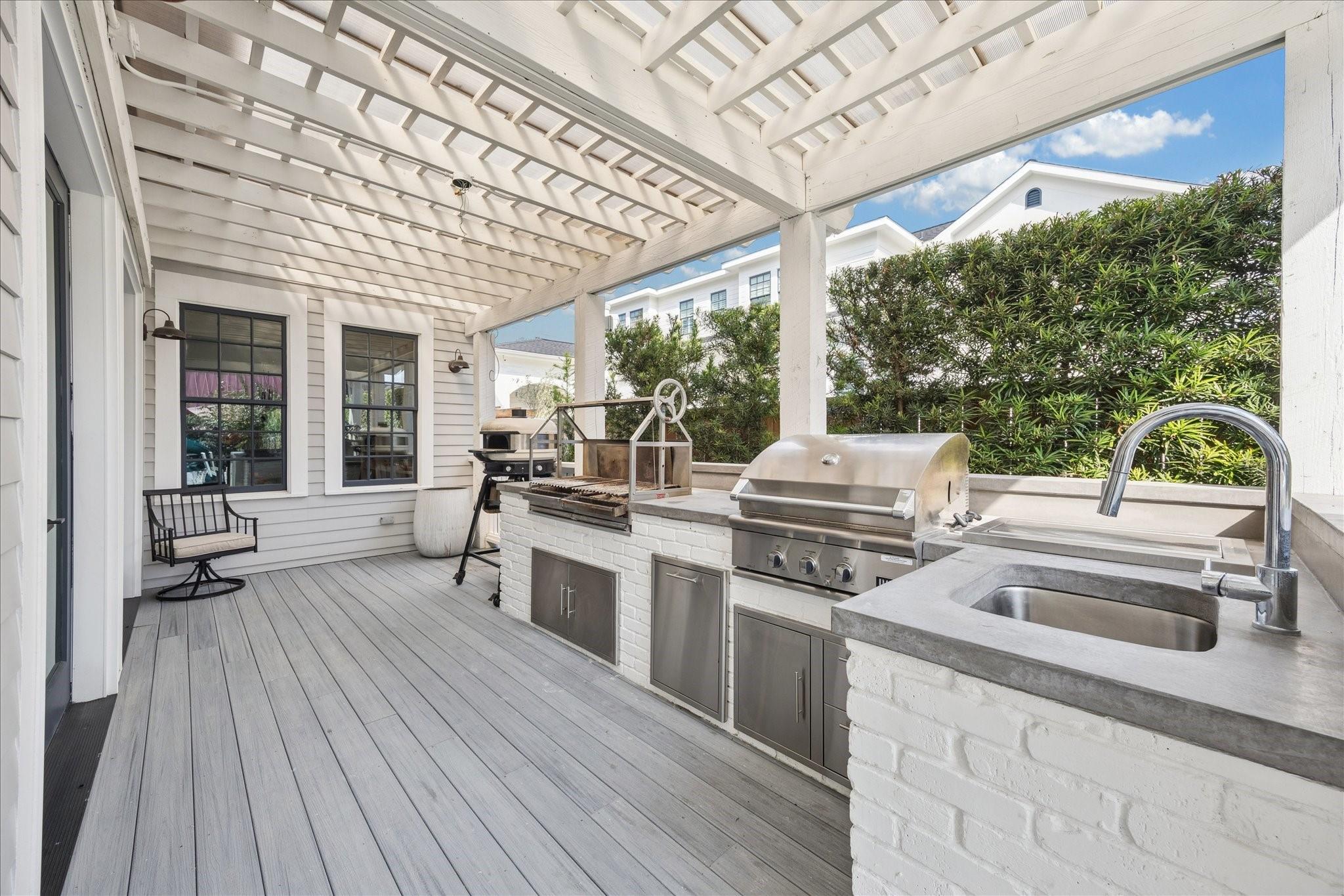 626 E 8th Street, Houston