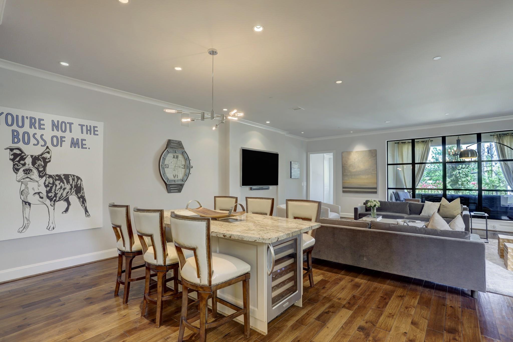 2221 Welch Street # 201