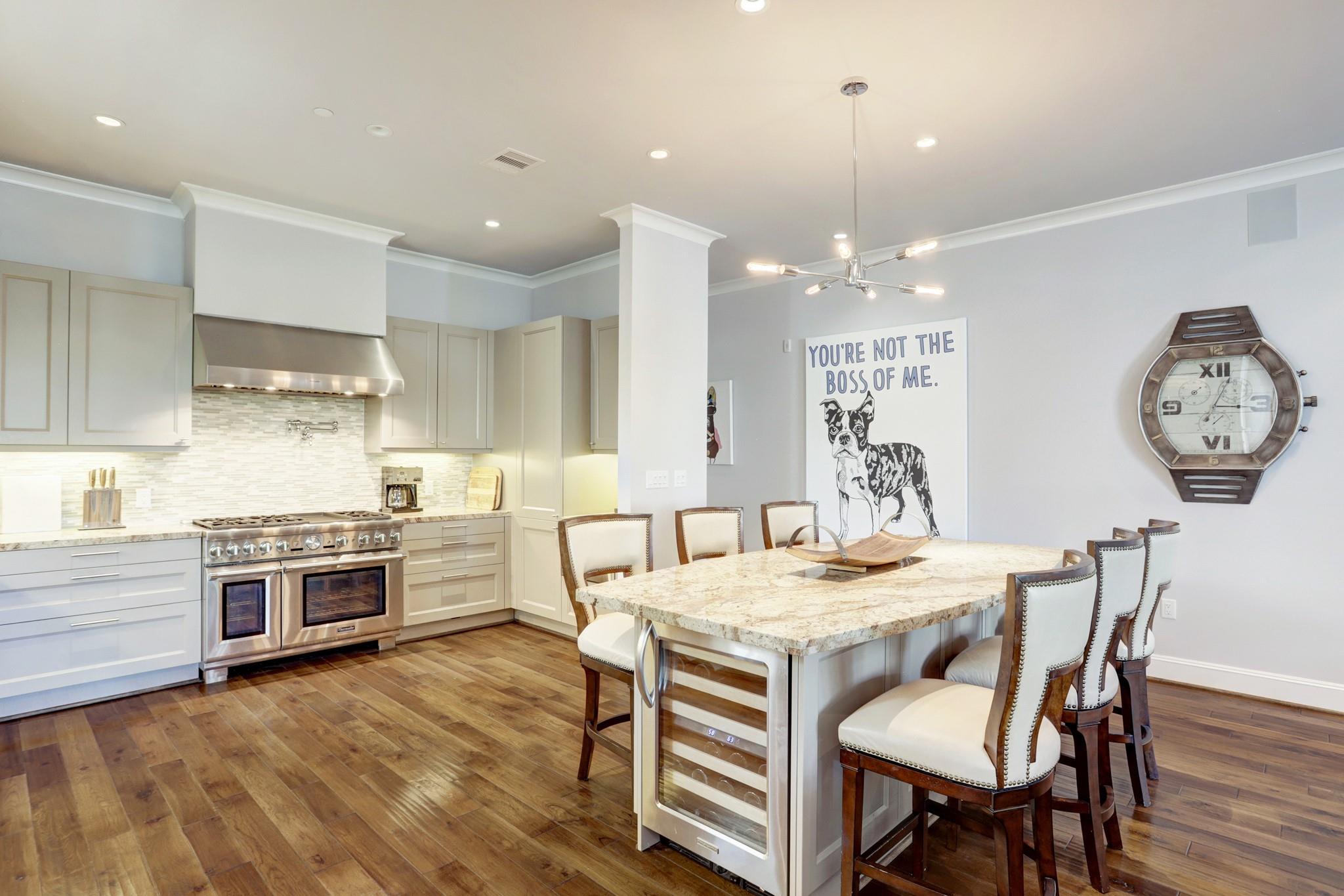 2221 Welch Street # 201