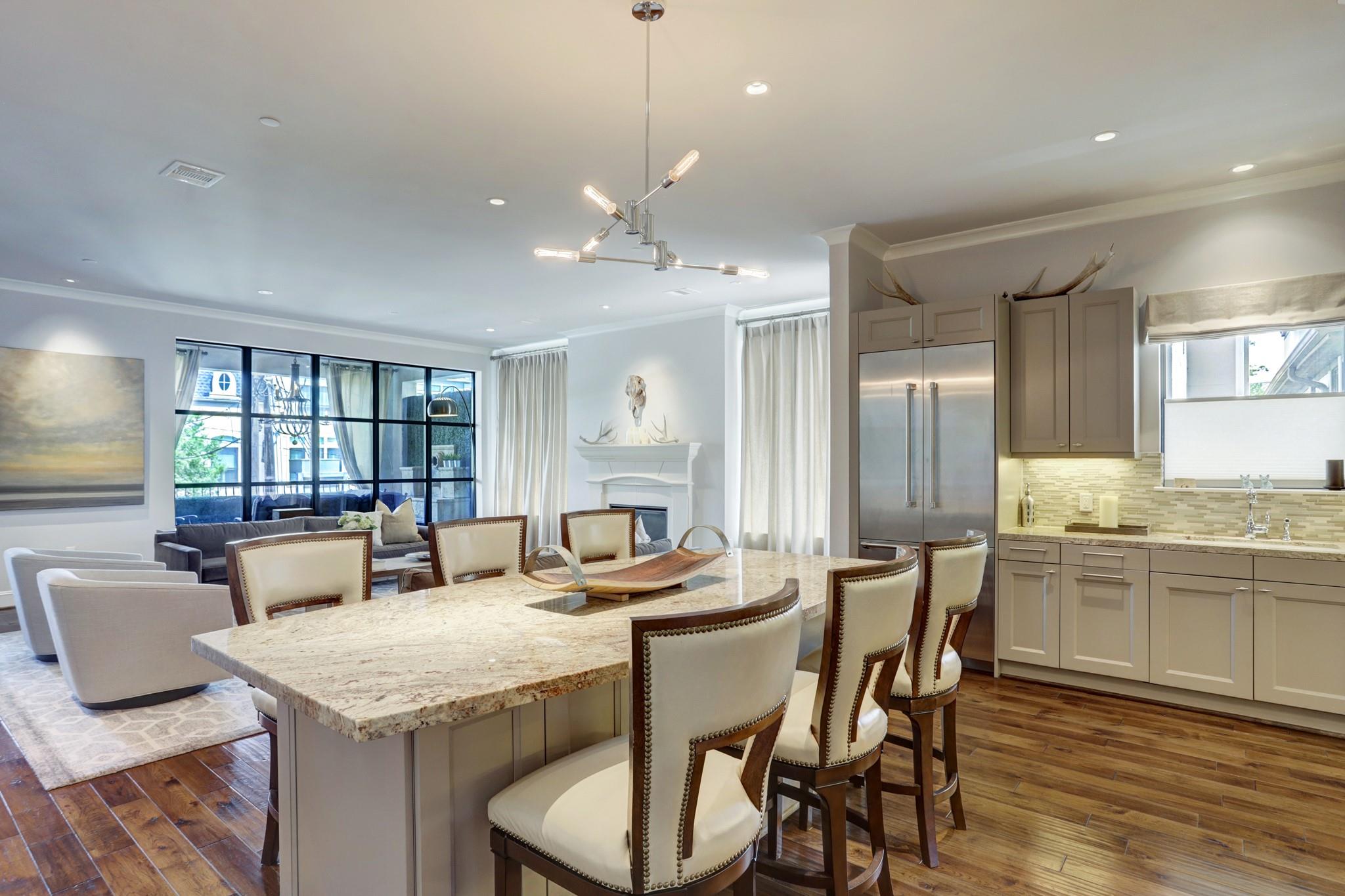 2221 Welch Street # 201