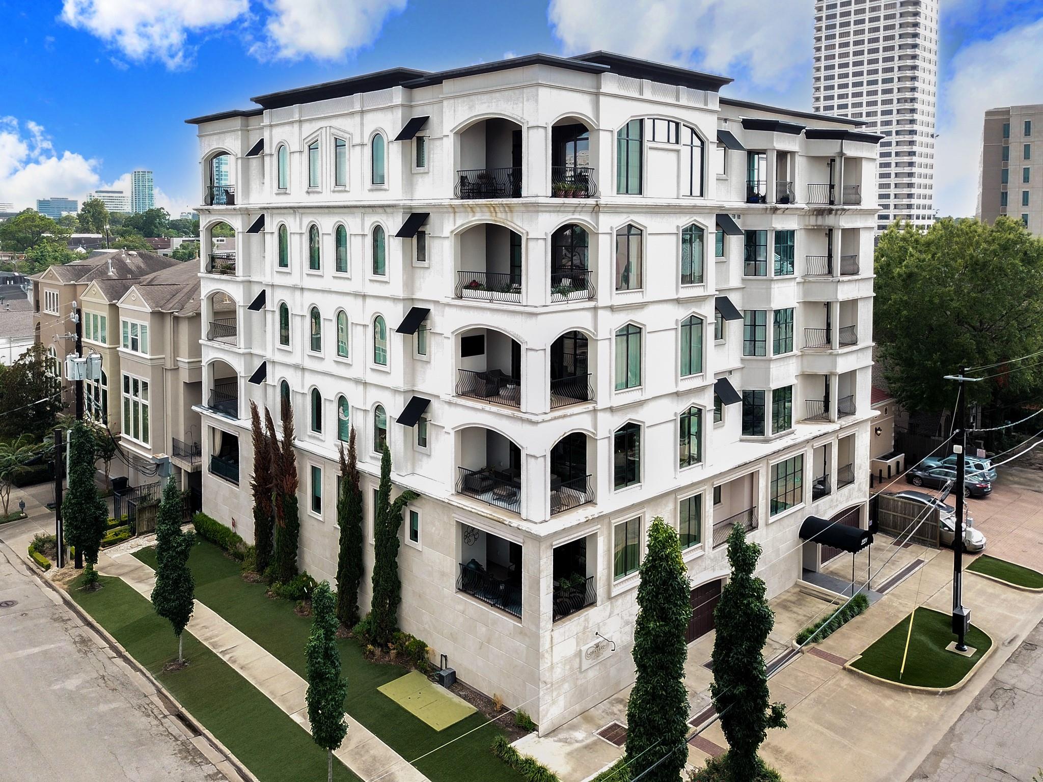2221 Welch Street # 201