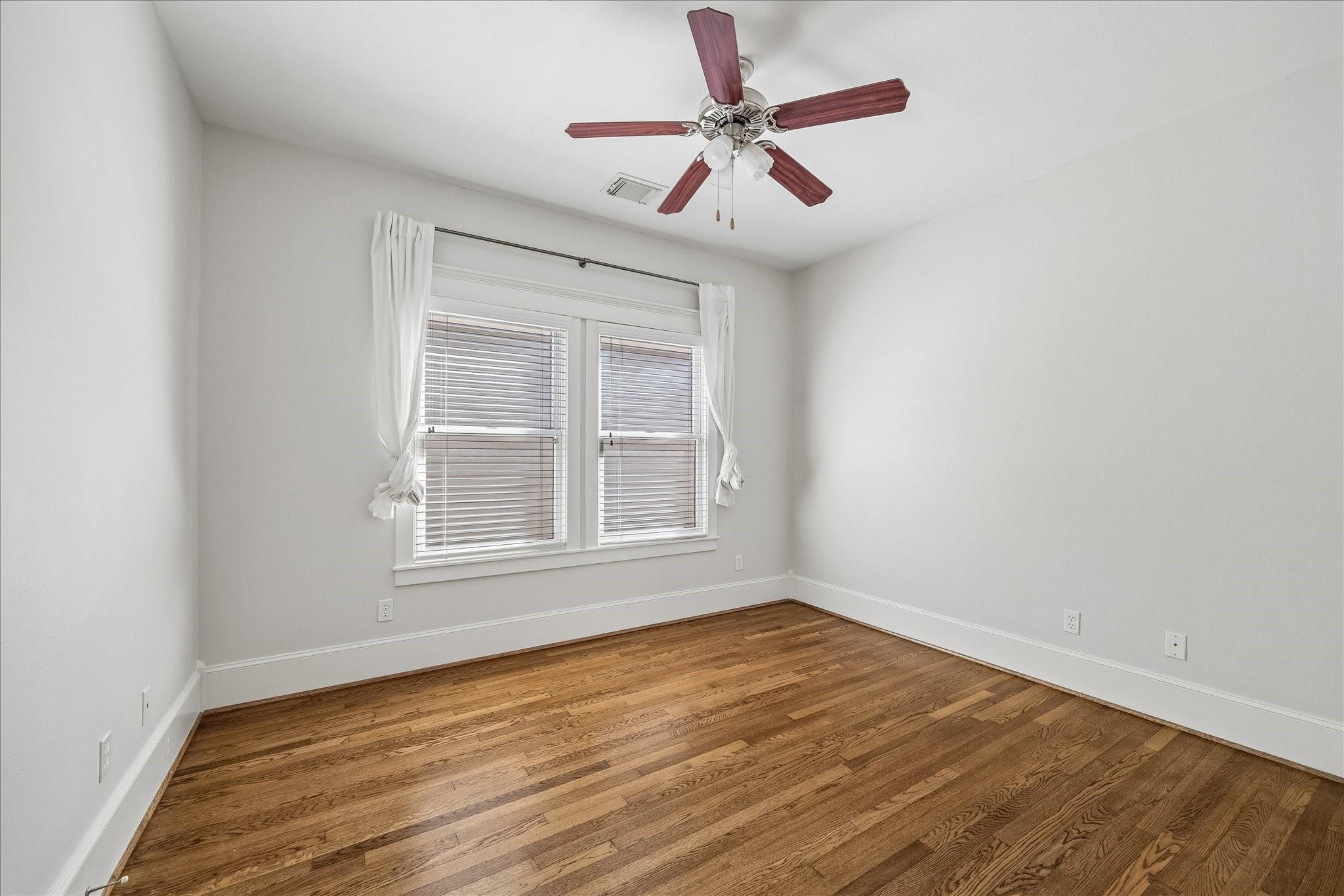 1534 Nicholson Street