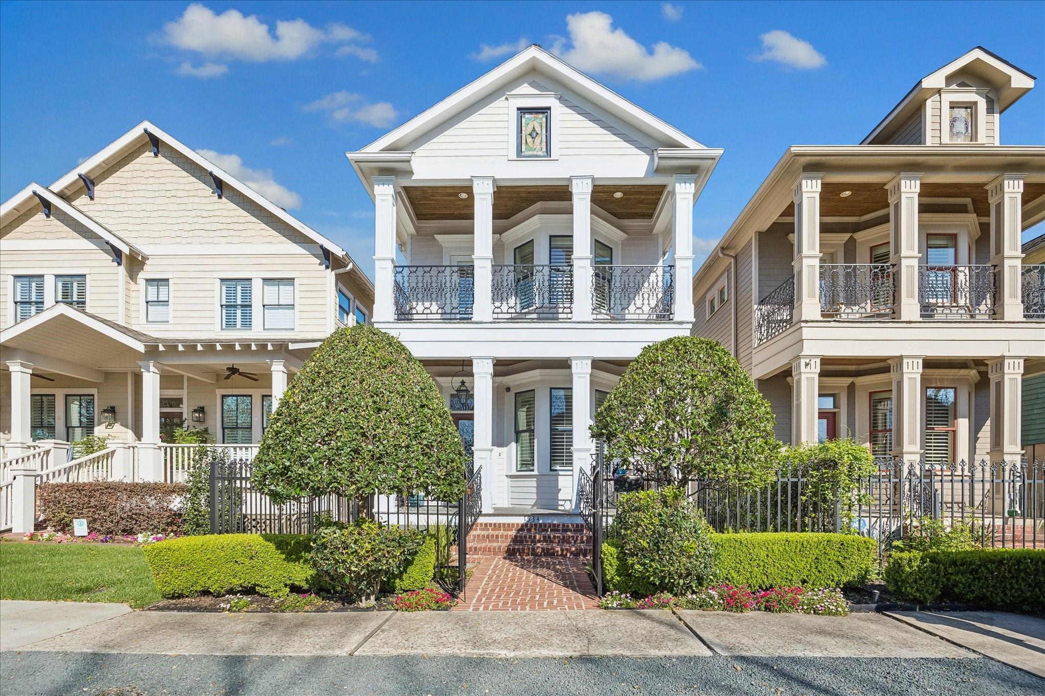 1534 Nicholson Street