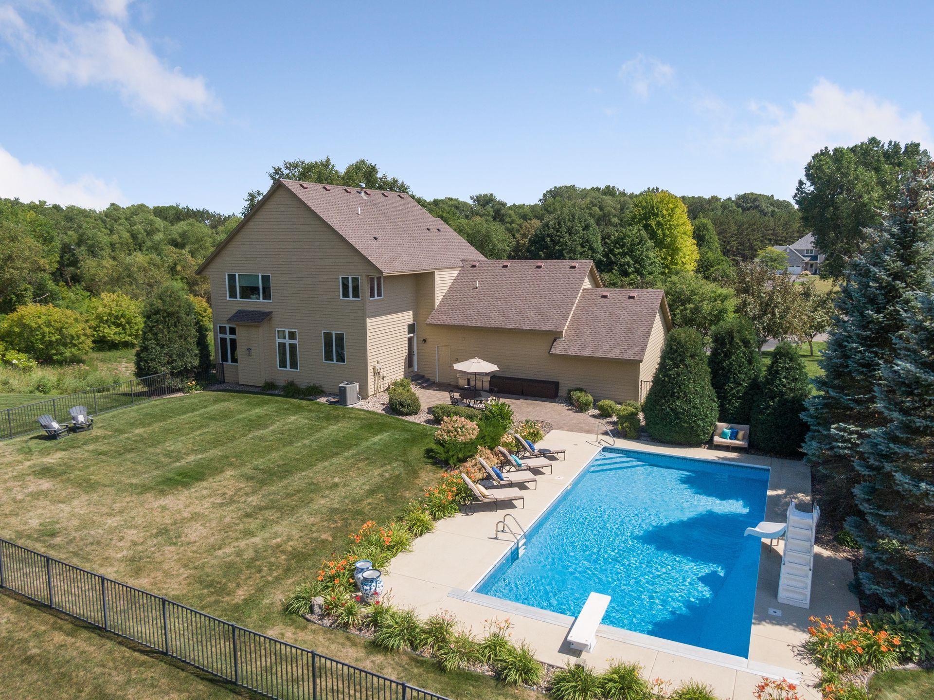 2325 Fieldstone Place