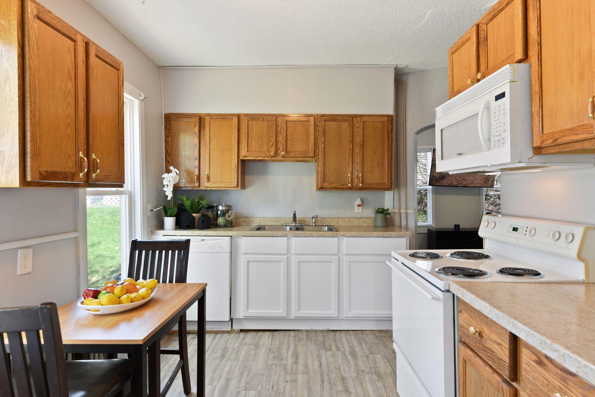 106 2nd Street NE