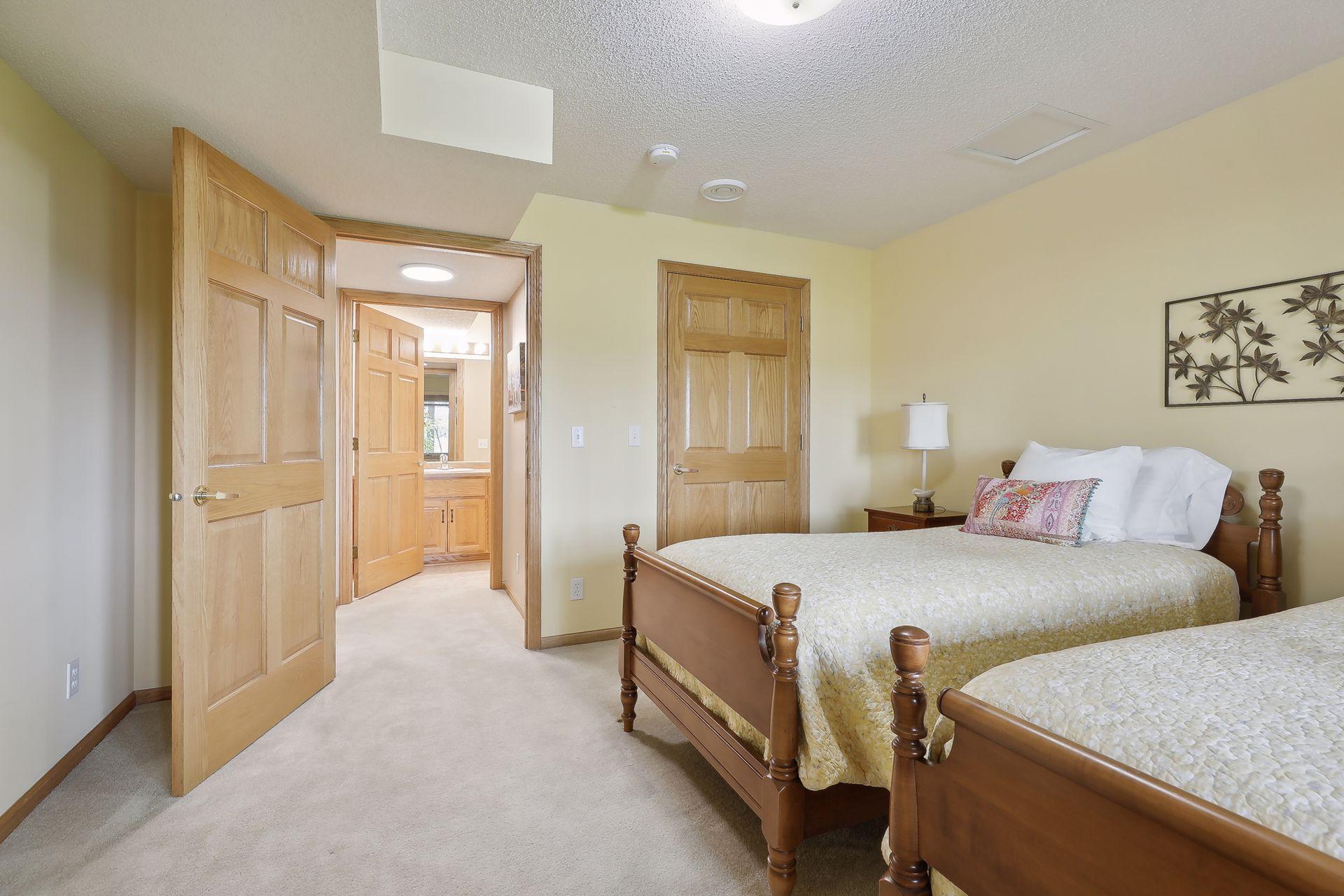 5251 Pathways Avenue