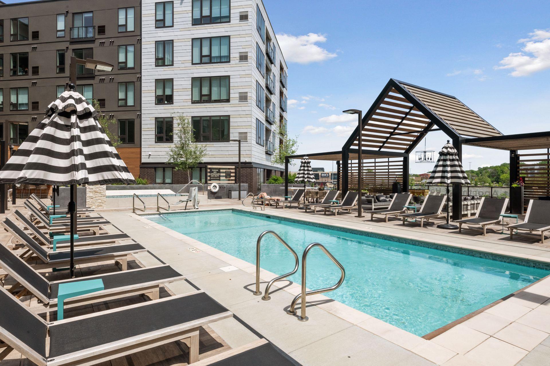 12610 Ridgedale Drive Unit: 105