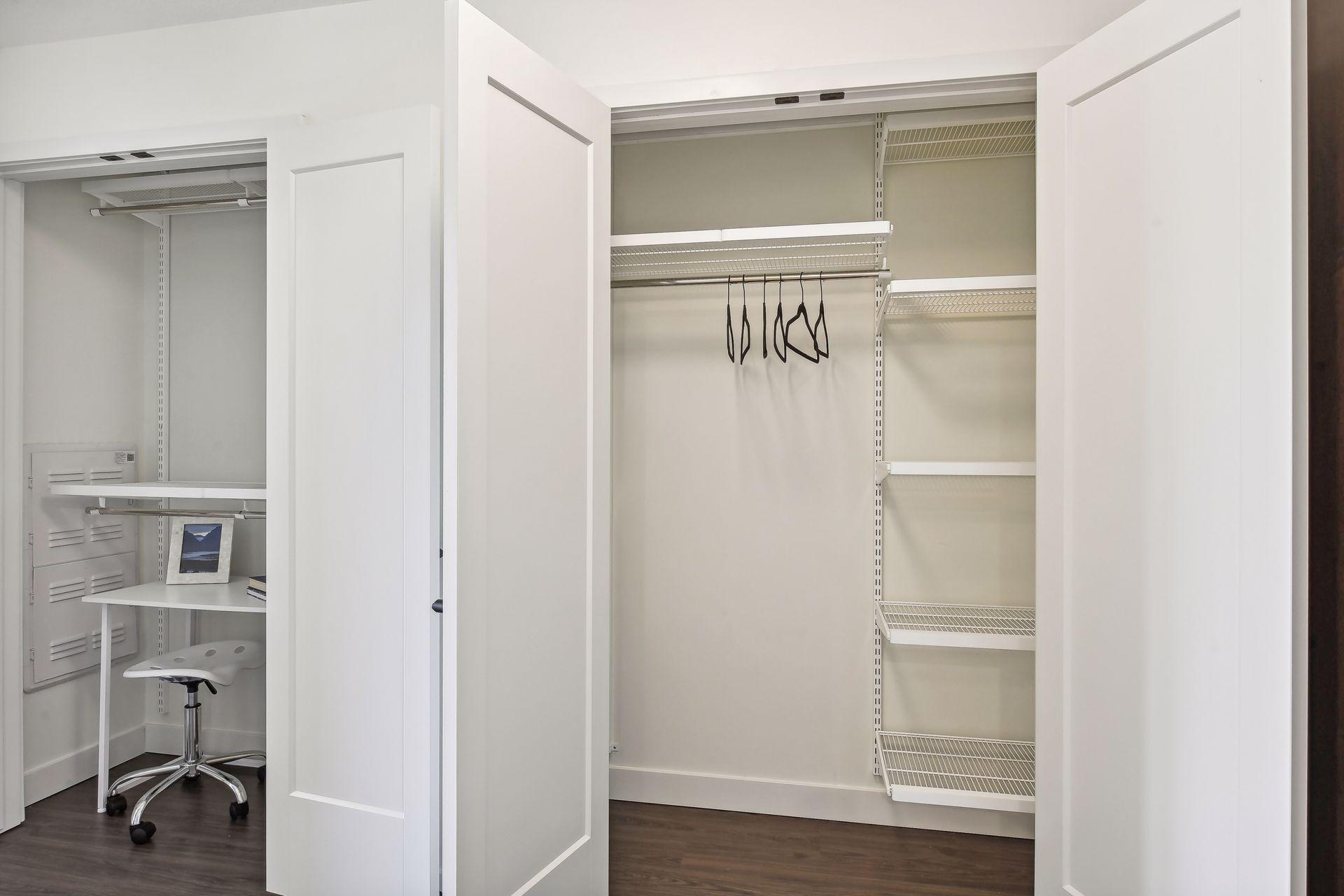 12610 Ridgedale Drive Unit: 105