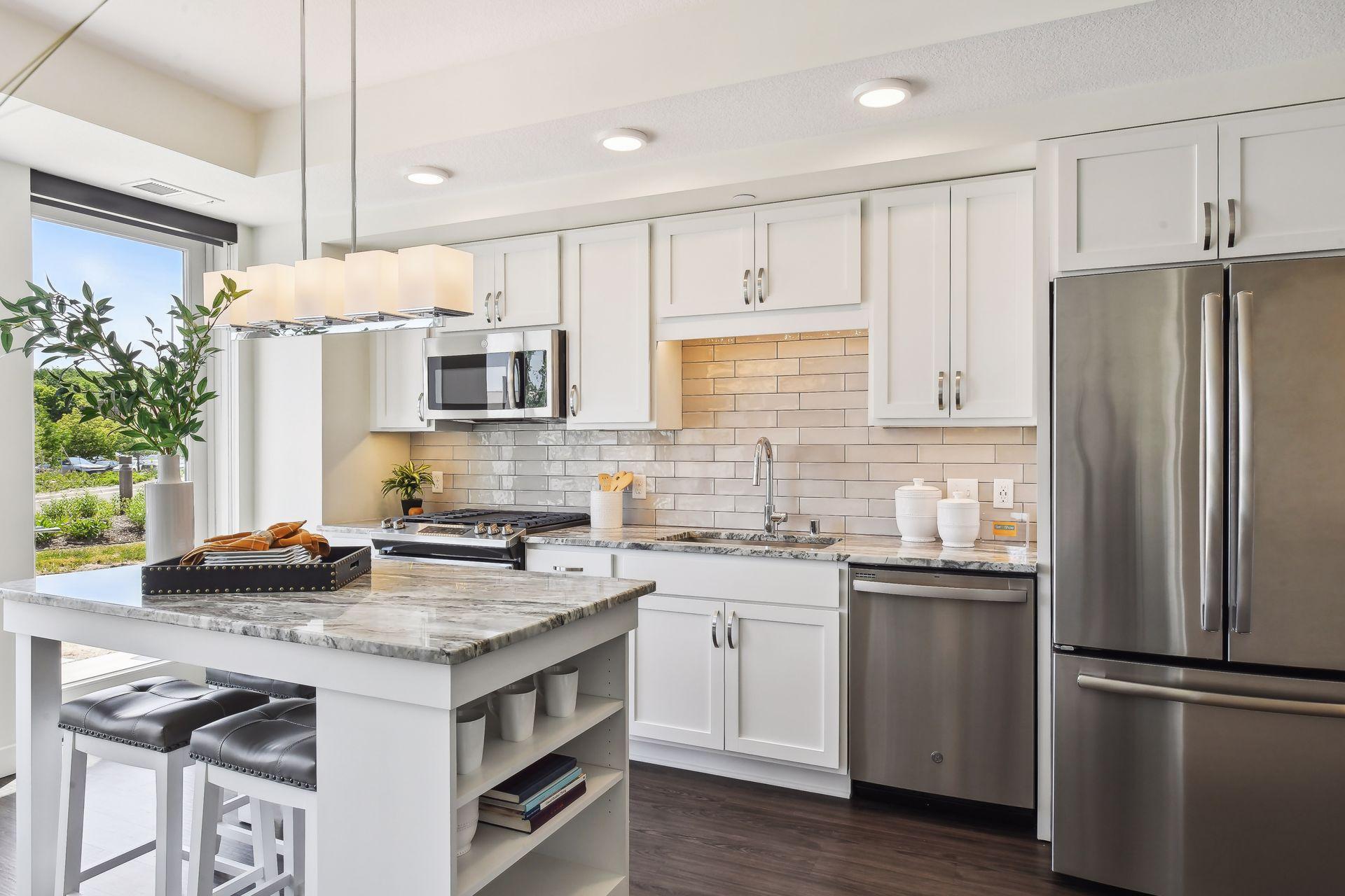 12610 Ridgedale Drive Unit: 105