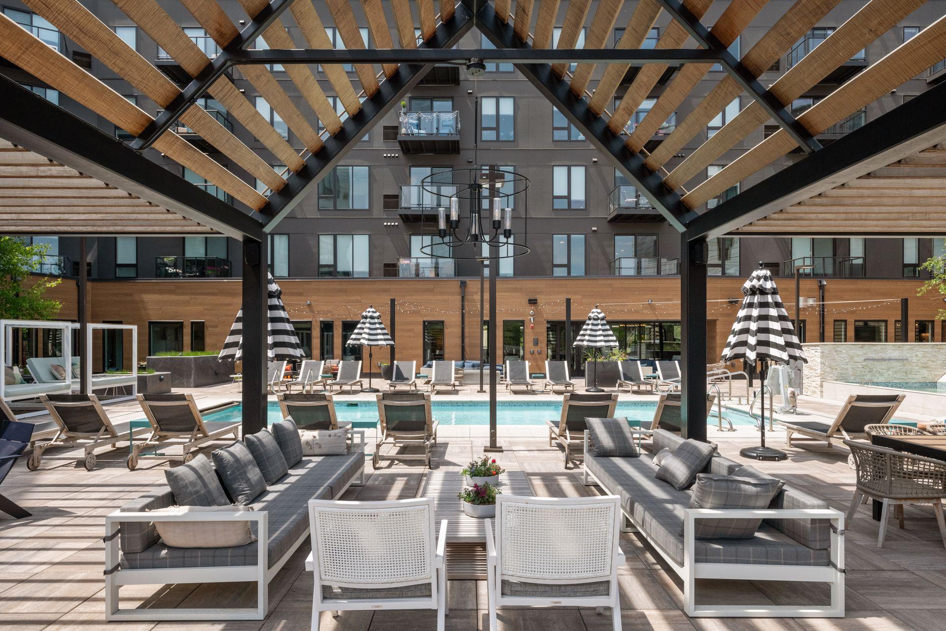 12610 Ridgedale Drive Unit: 105