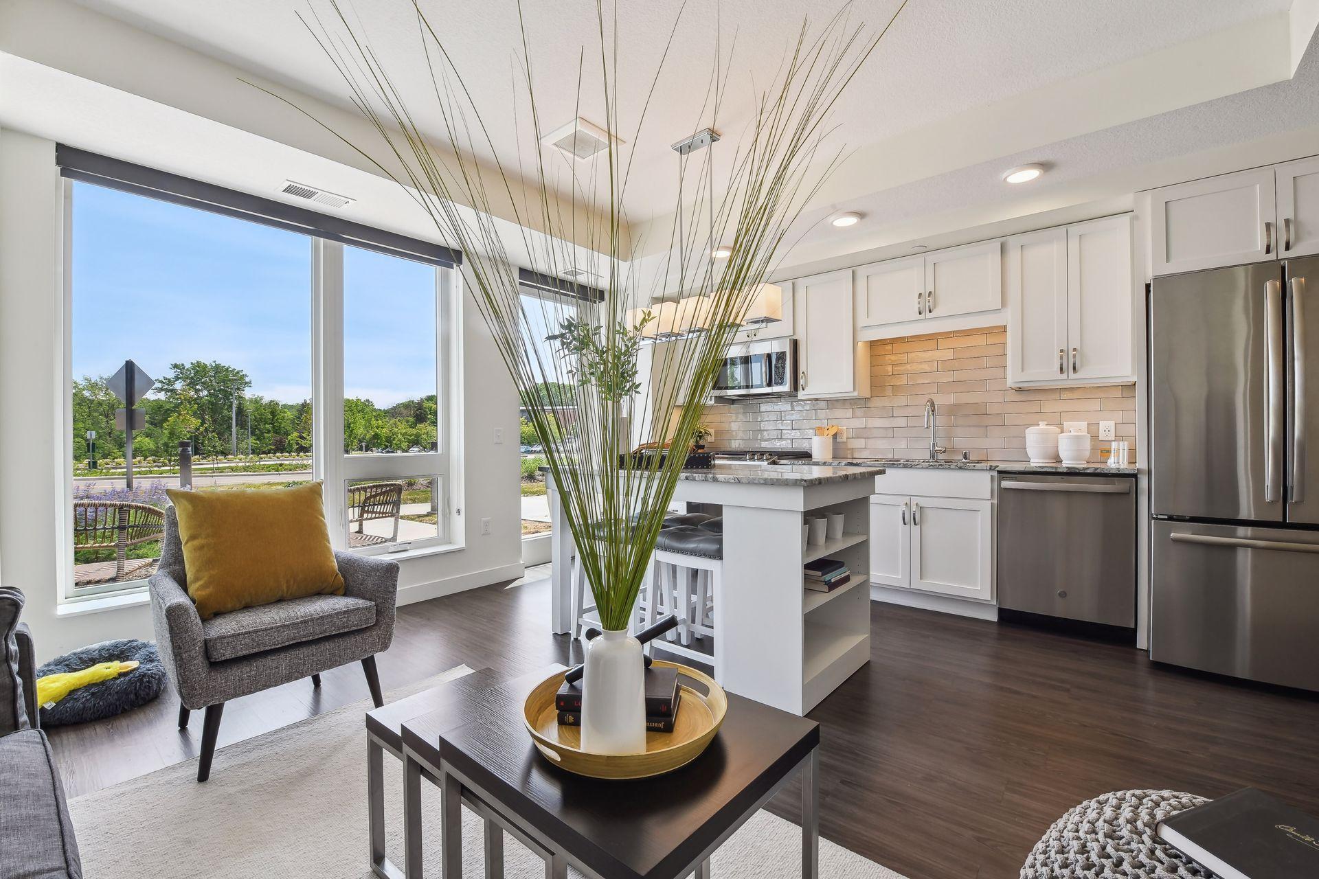 12610 Ridgedale Drive Unit: 105