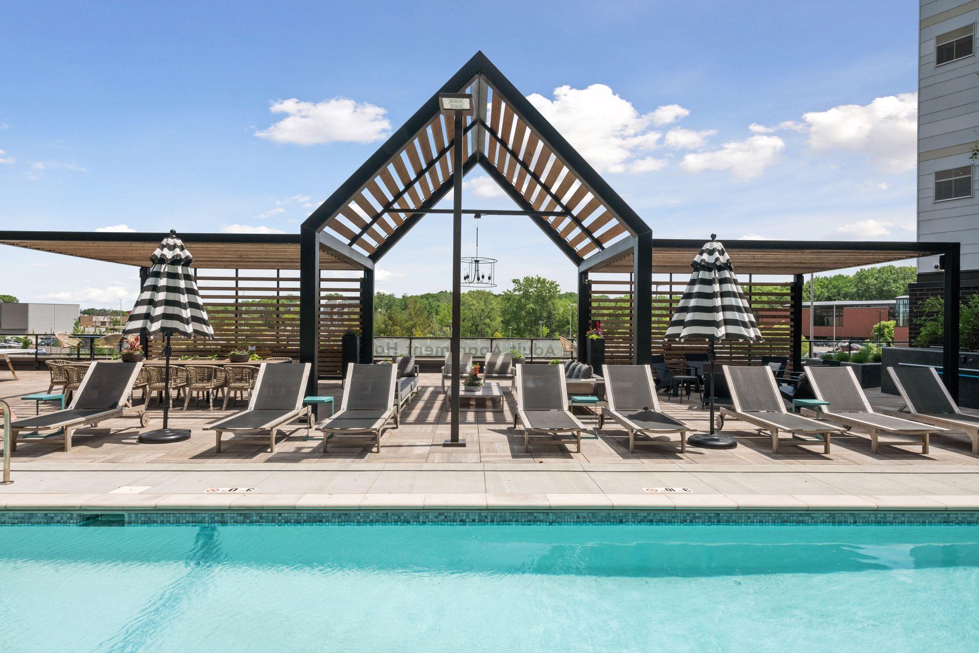 12610 Ridgedale Drive Unit: 105