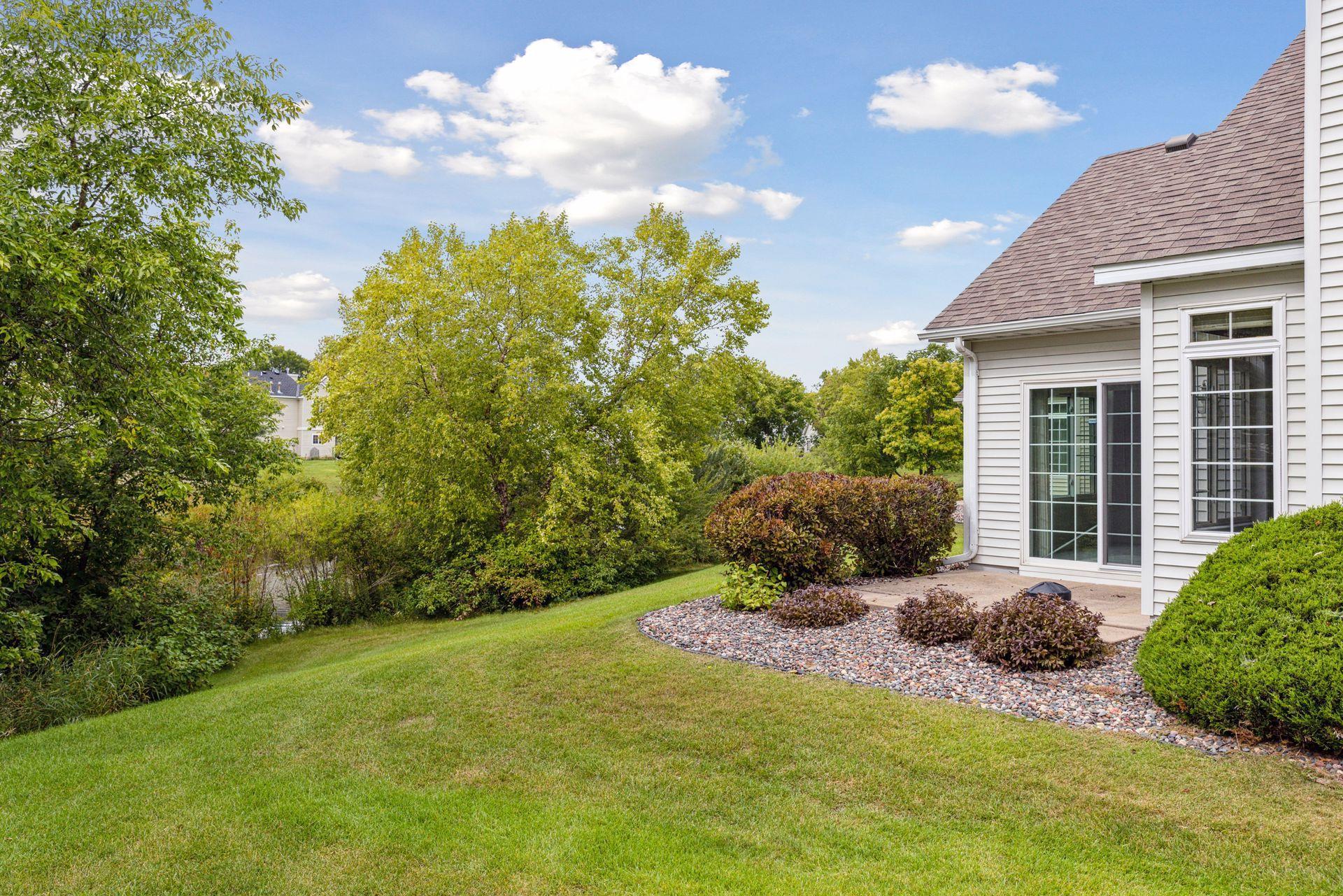 4245 Lawndale Lane N