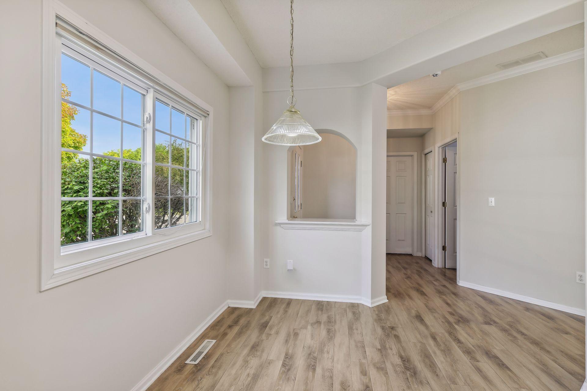 4245 Lawndale Lane N