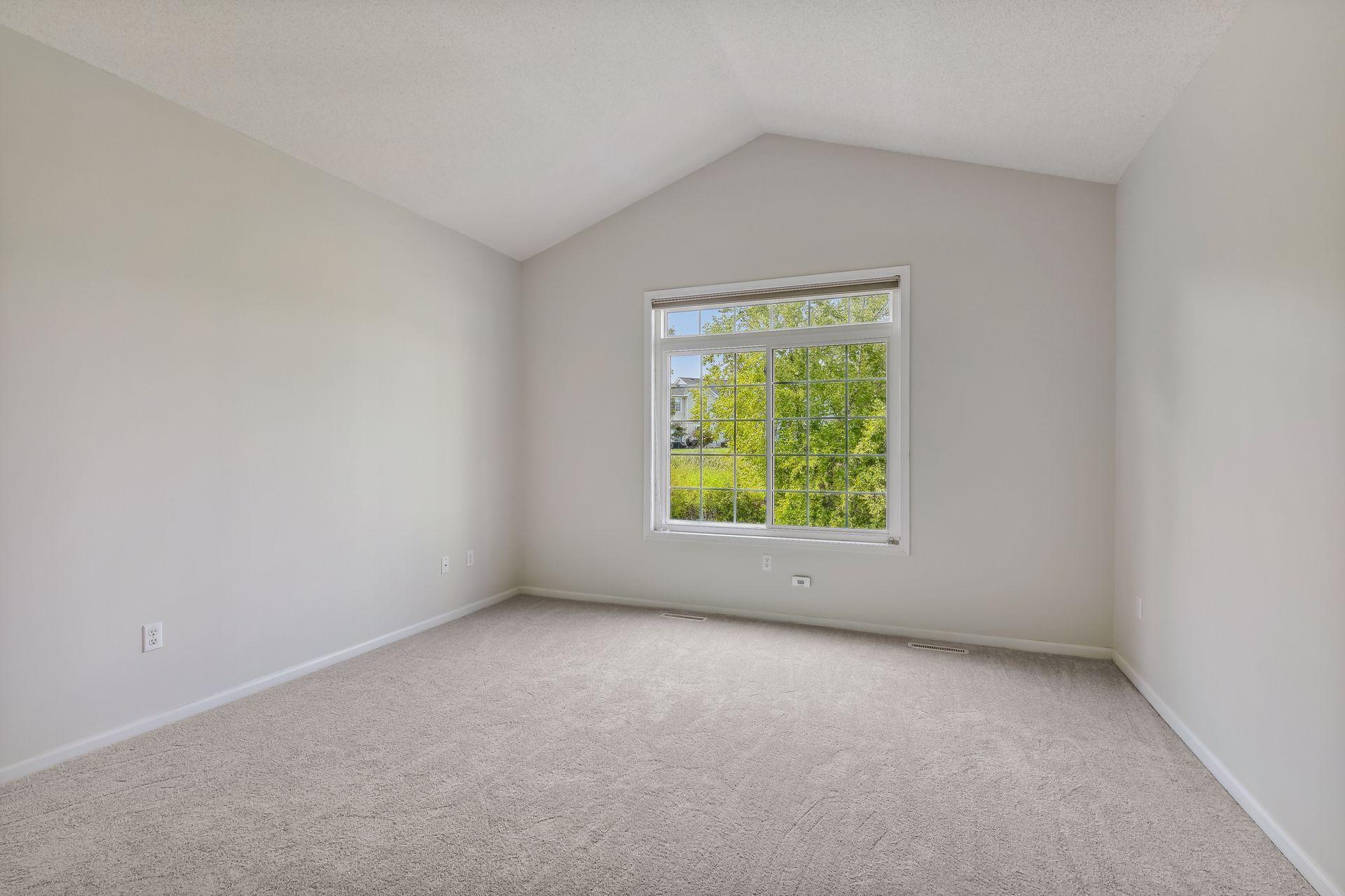 4245 Lawndale Lane N