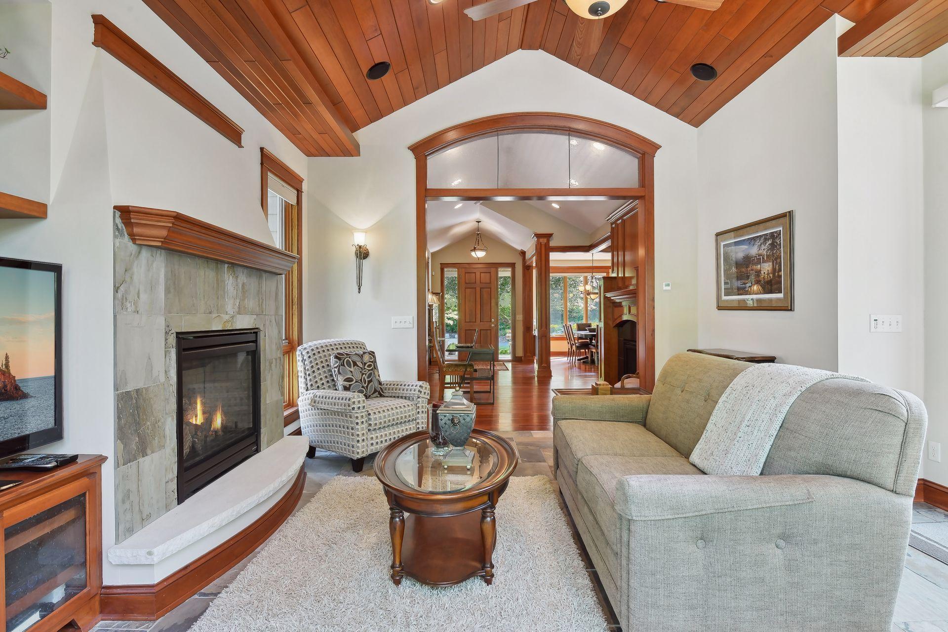 6065 High Pointe Road