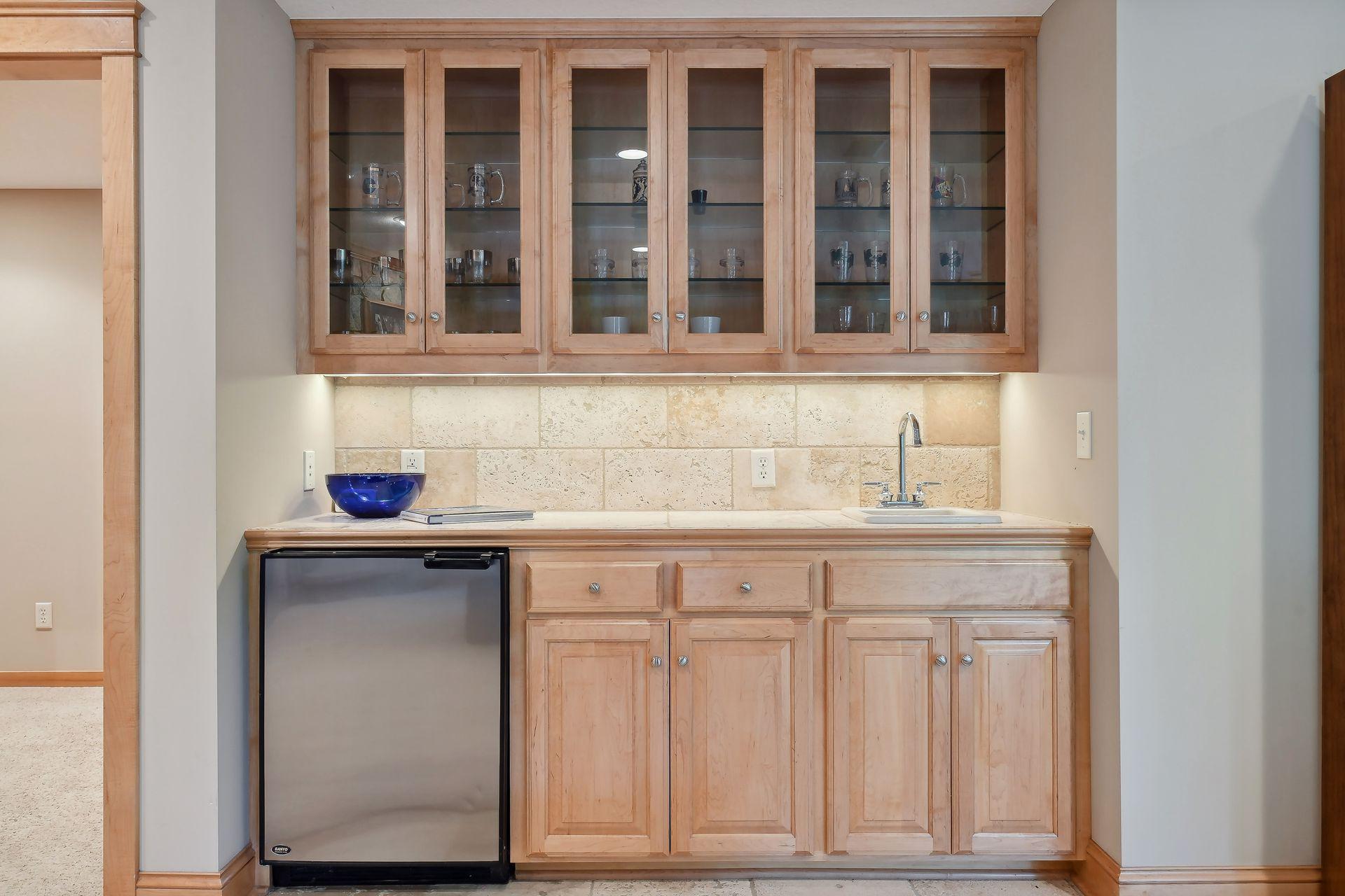 6065 High Pointe Road