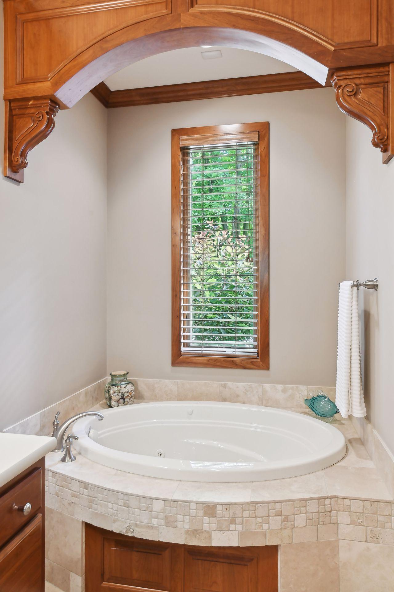 6065 High Pointe Road