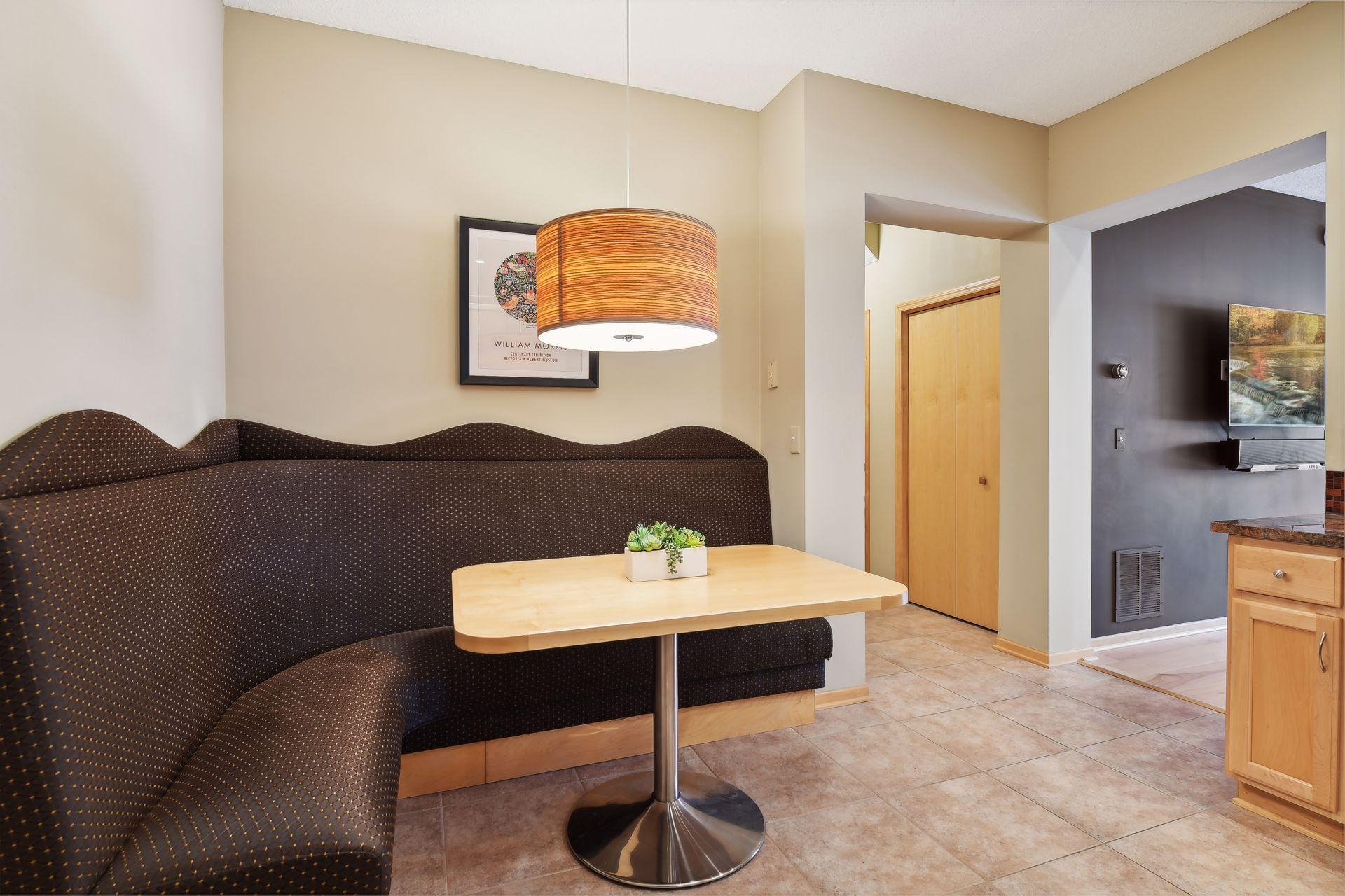 6090 W 16th Street Unit: 903