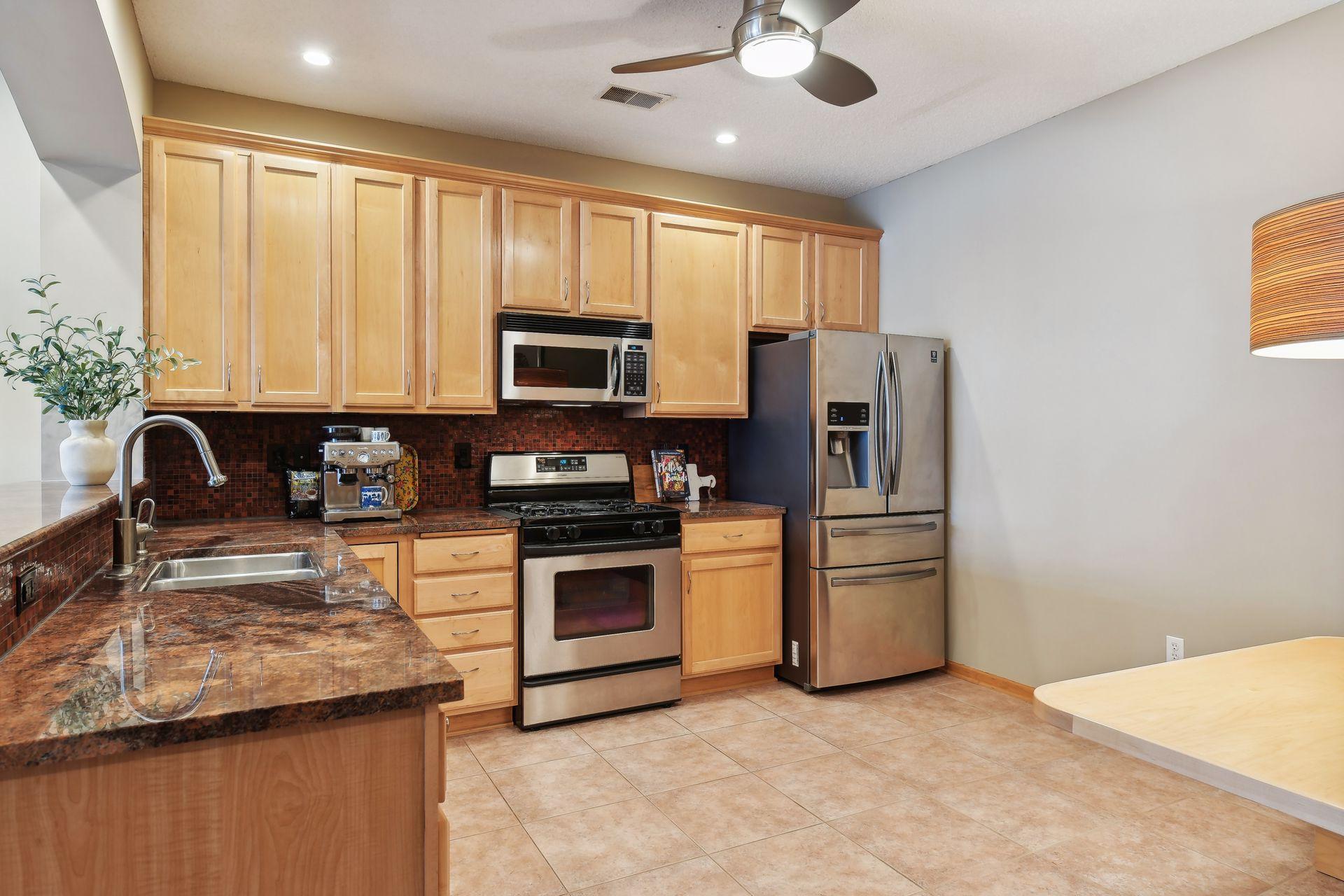 6090 W 16th Street Unit: 903