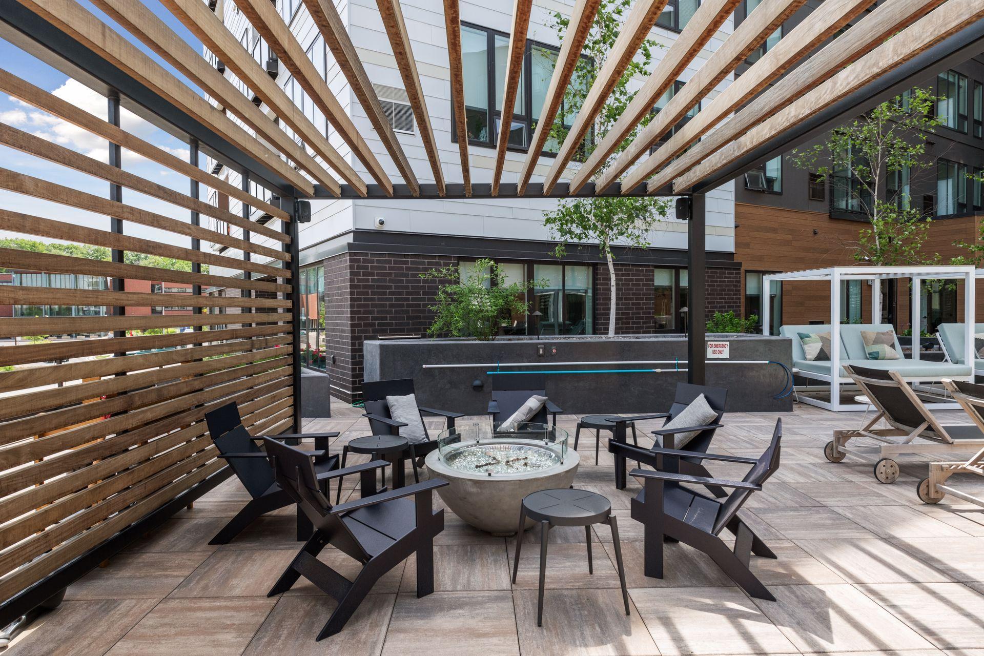 12610 Ridgedale Drive Unit: 521