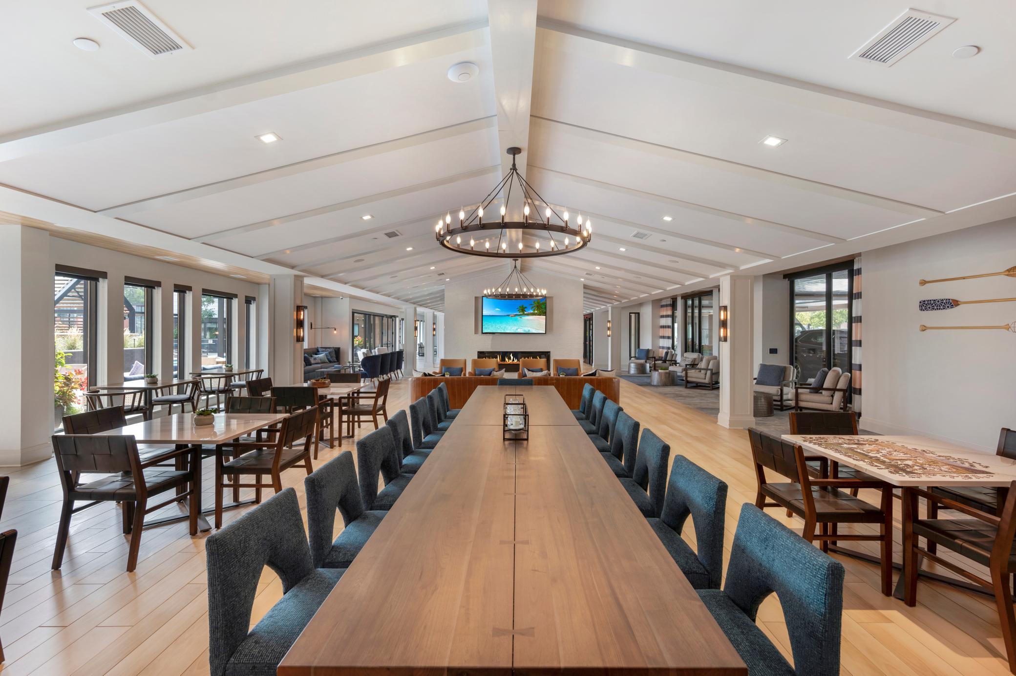 12610 Ridgedale Drive Unit: 521