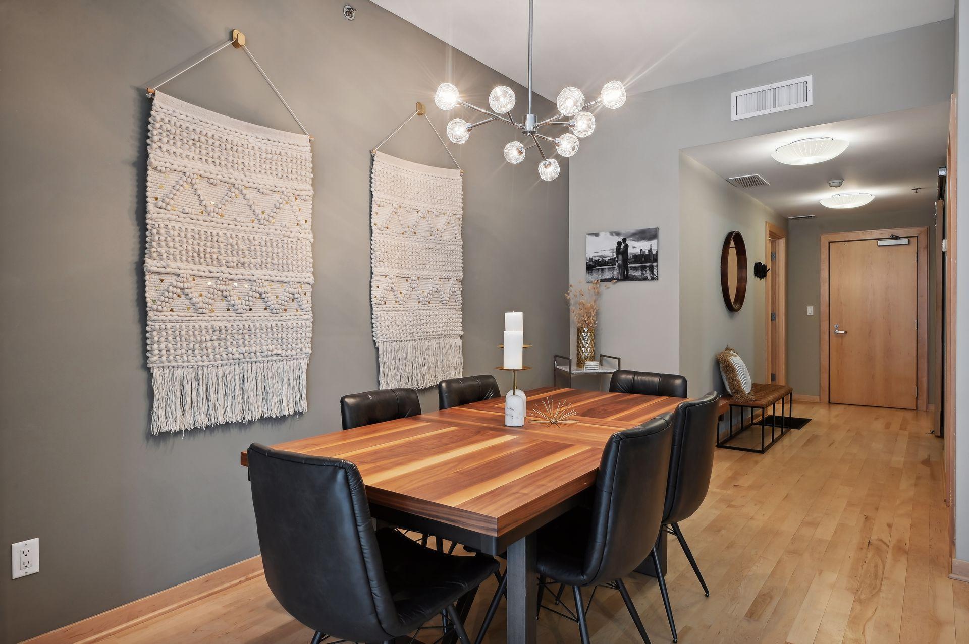 215 10th Avenue S Unit: 207