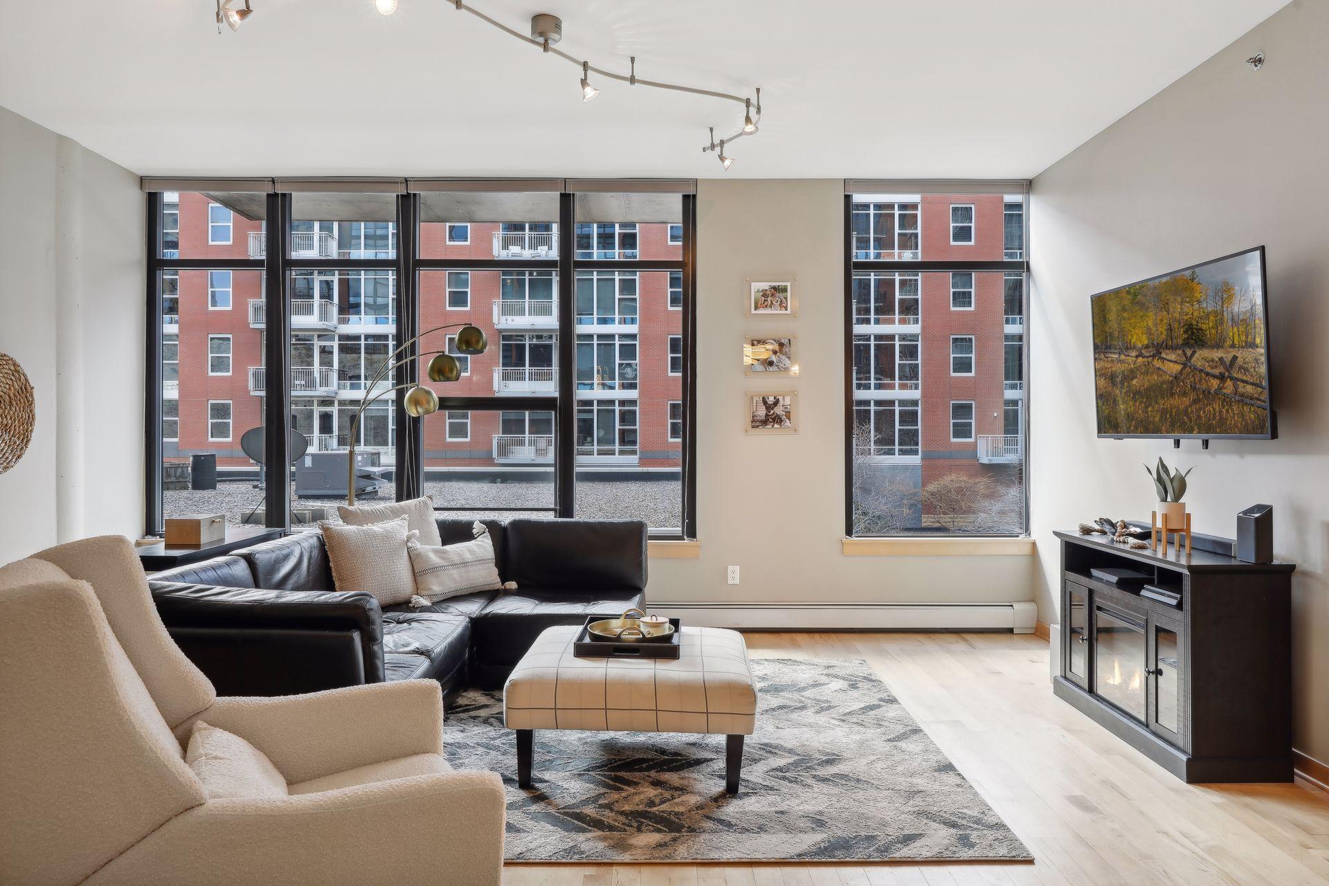 215 10th Avenue S Unit: 207