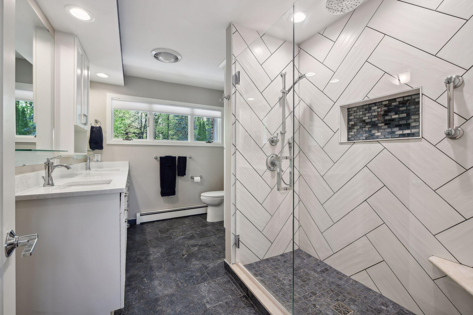 7541 Maplewood Drive